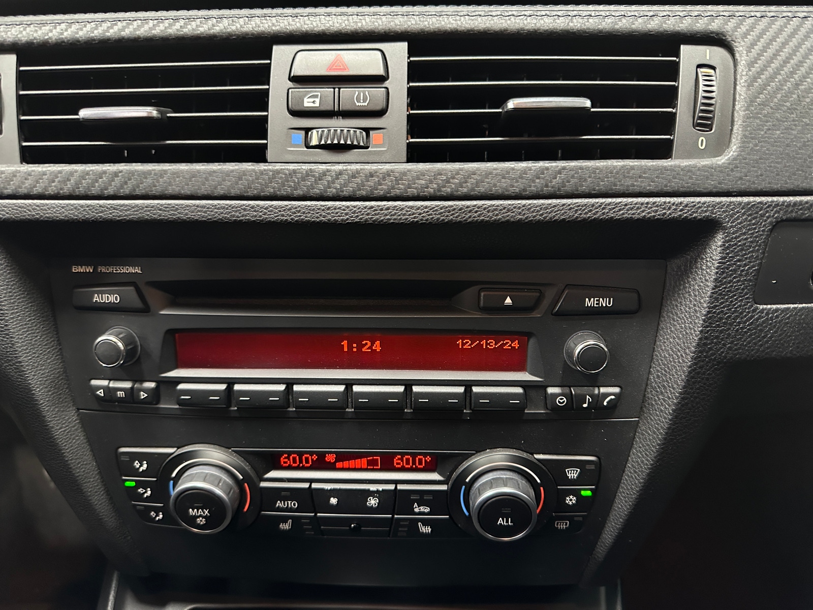 Thumbnail: 2011 BMW M3 - 2