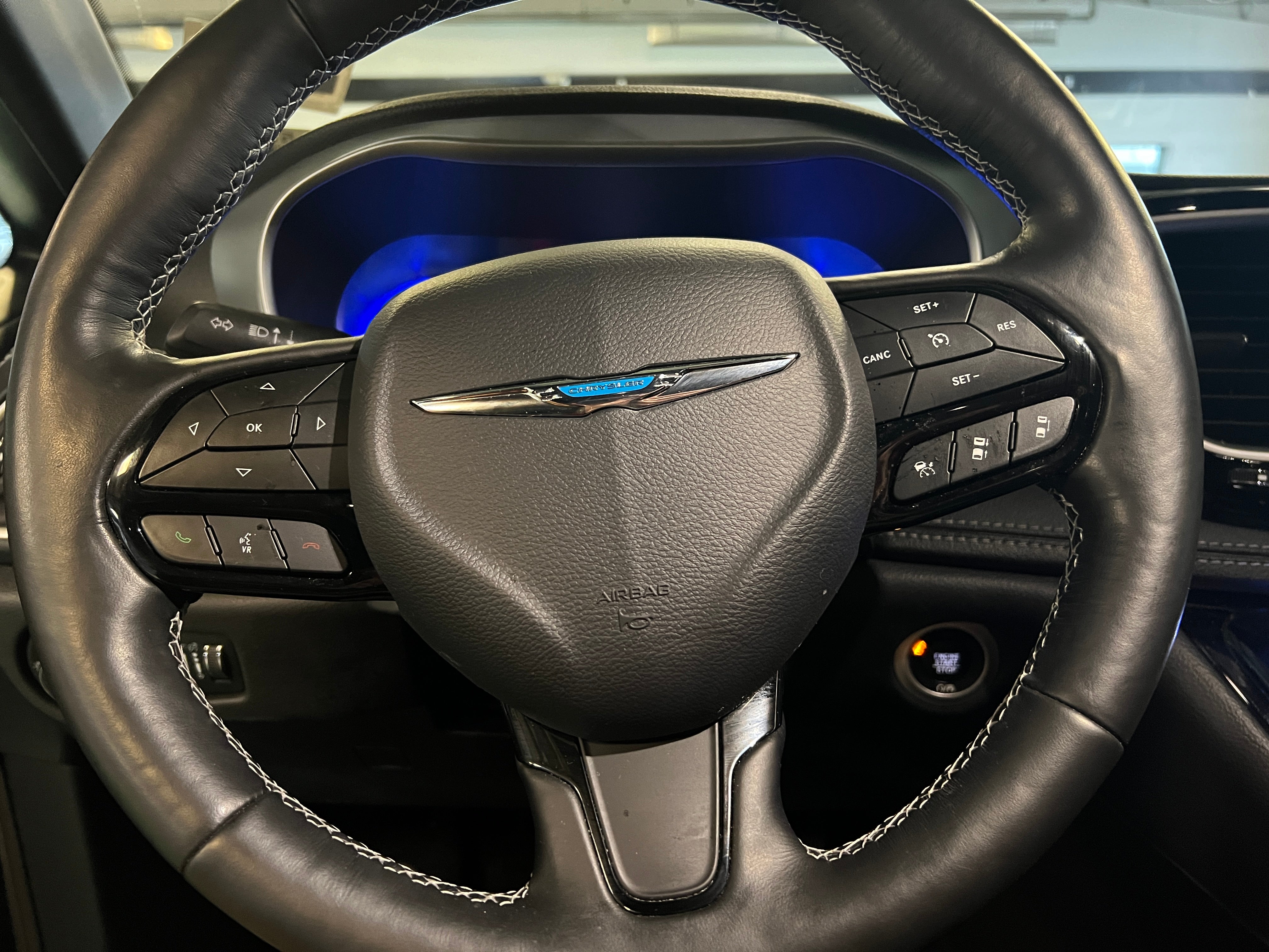 2021 Chrysler Pacifica Hybrid Touring L 4