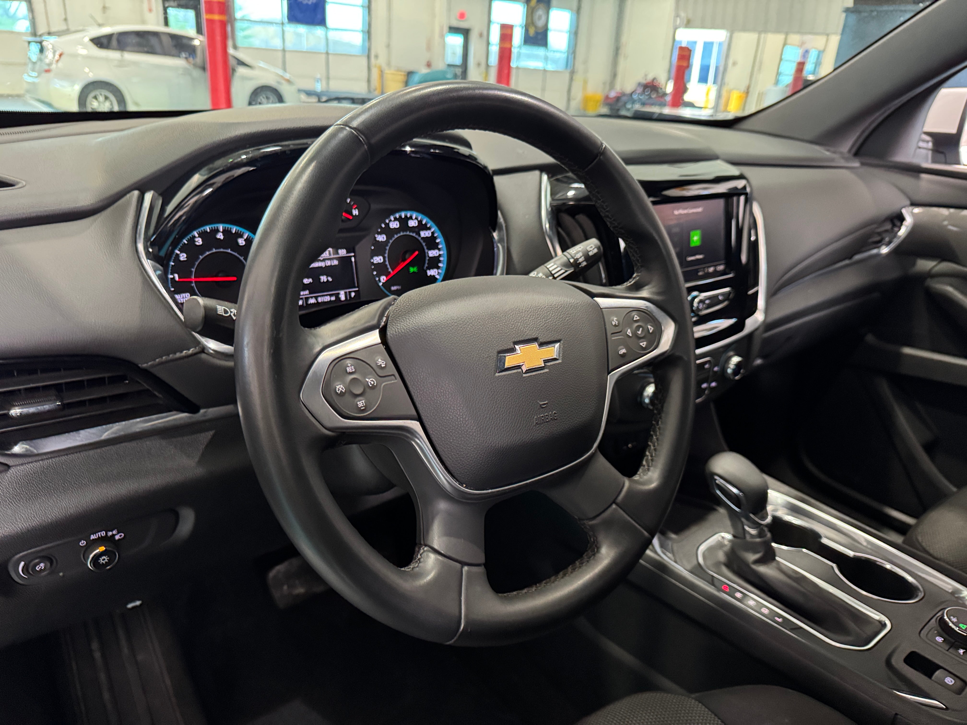 2023 Chevrolet Traverse LT 5