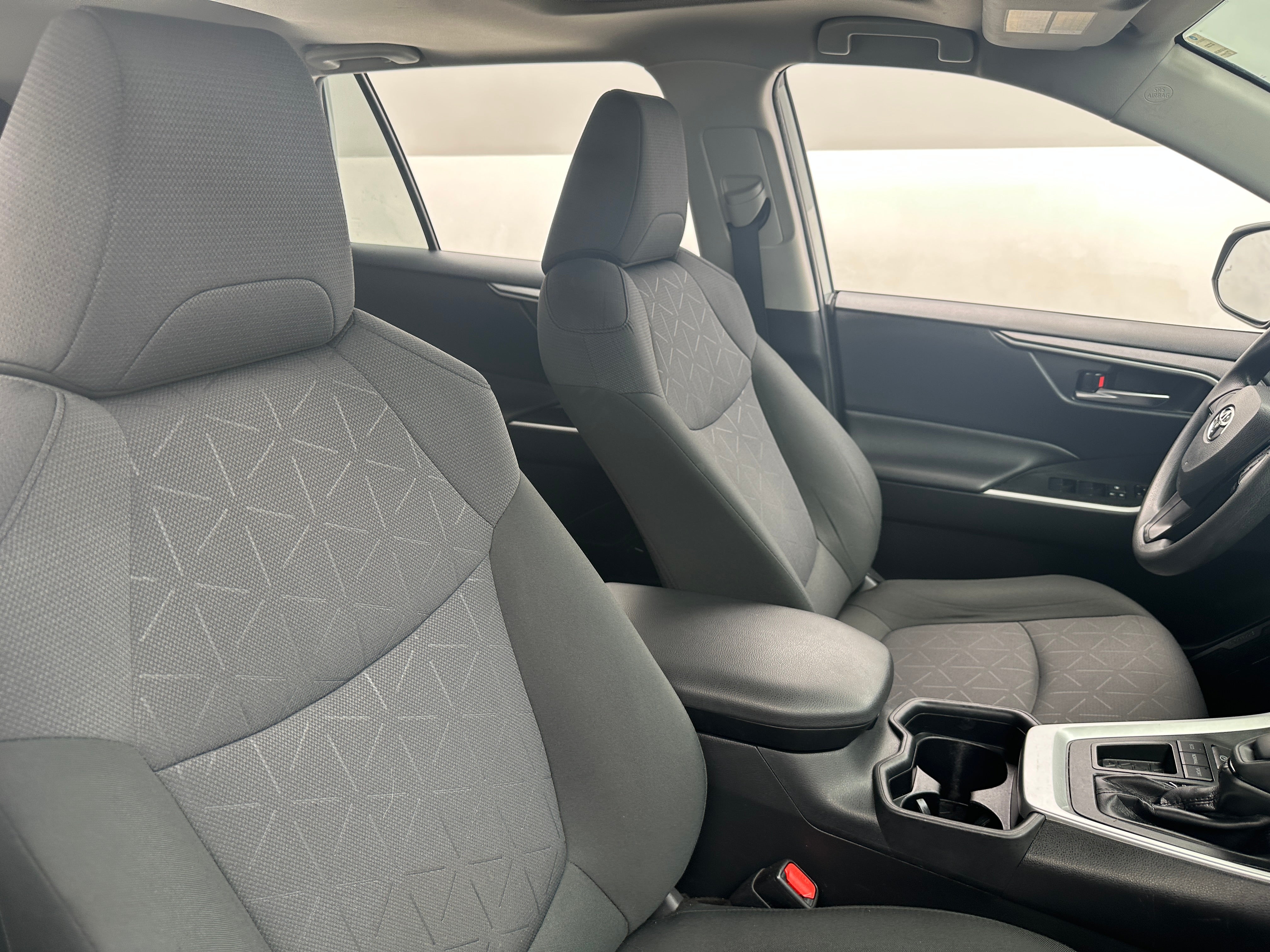 2019 Toyota RAV4 XLE 2