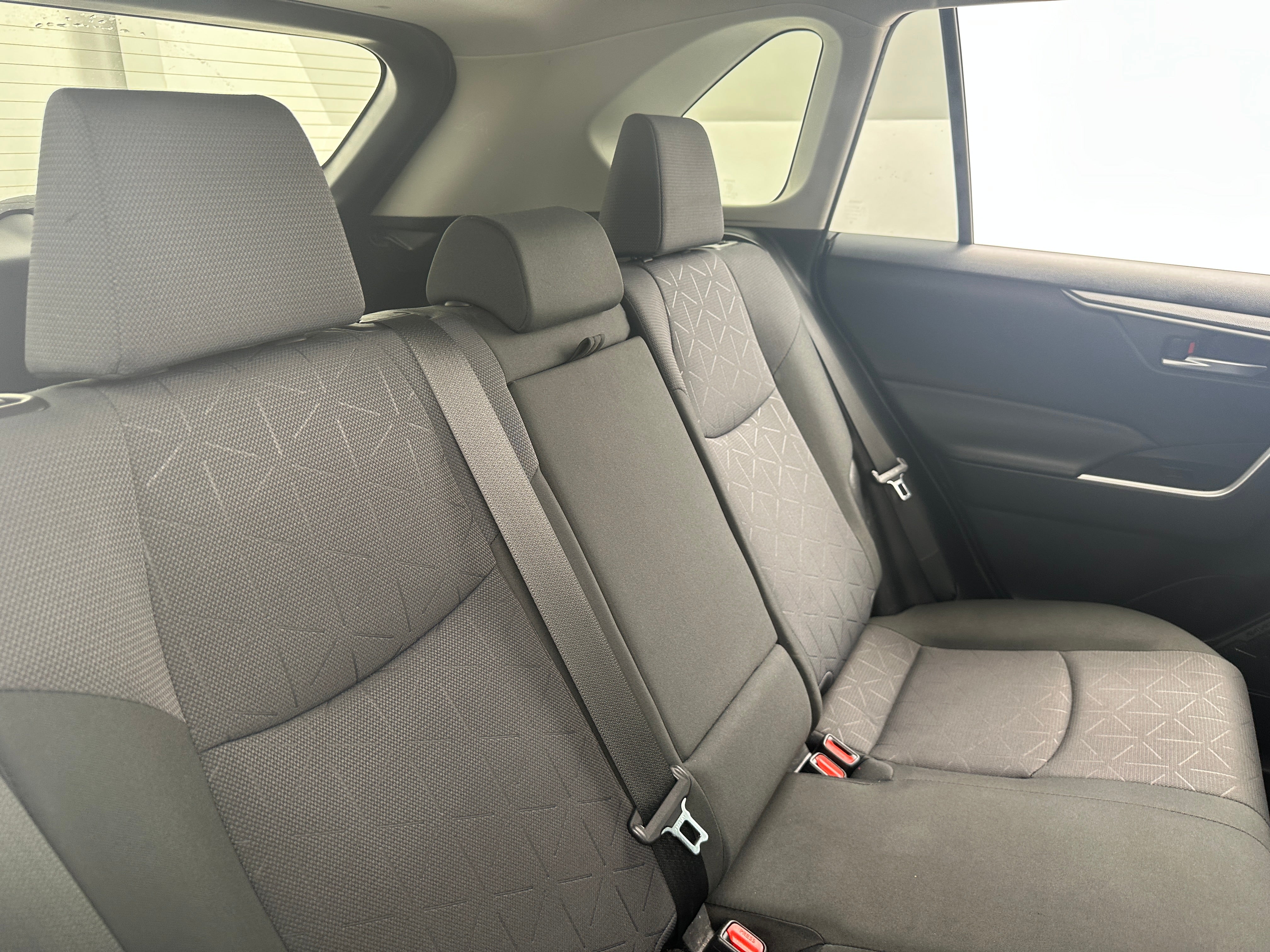 2019 Toyota RAV4 XLE 6