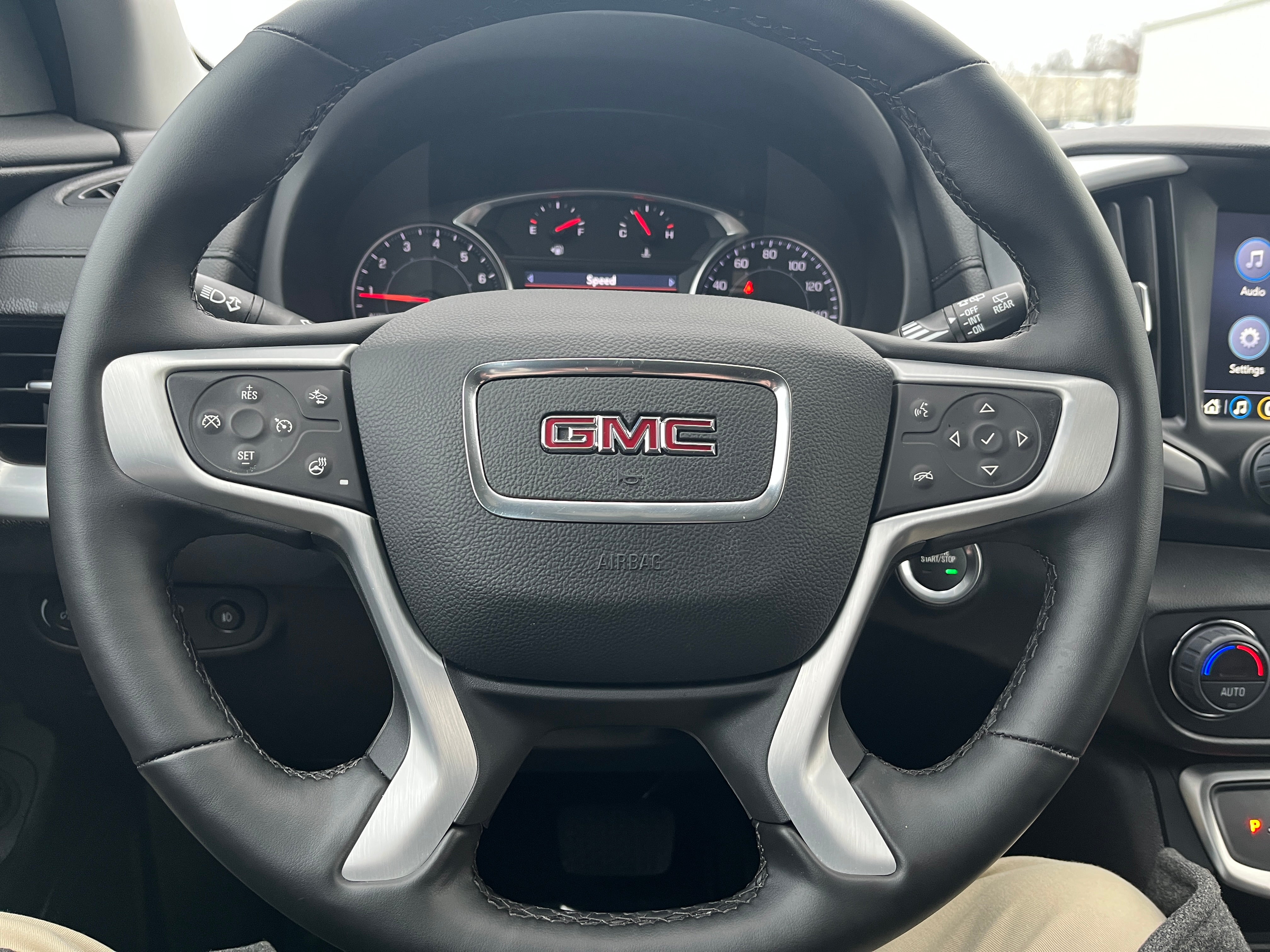 2024 GMC Terrain SLT 5