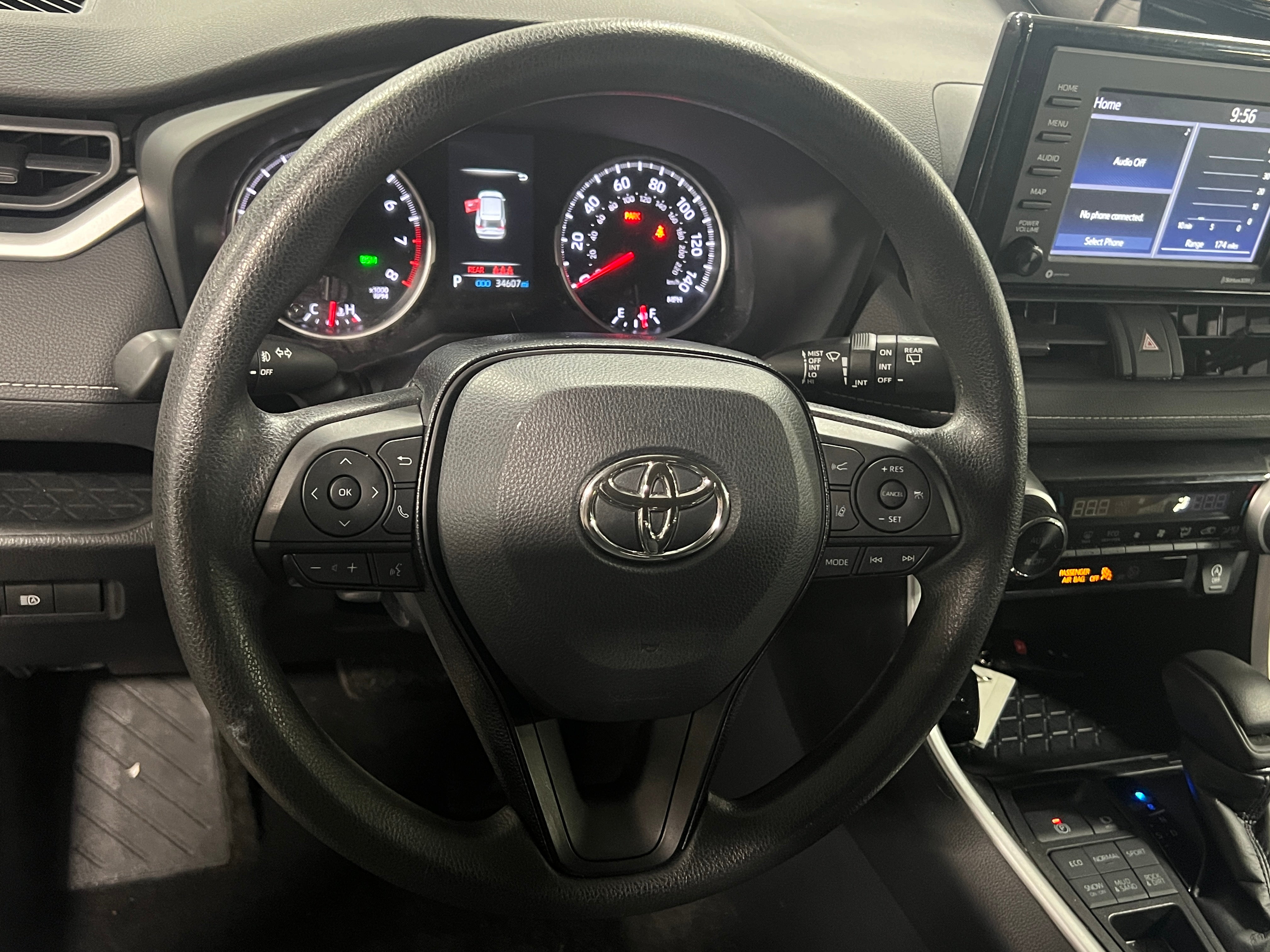 2021 Toyota RAV4 XLE 5