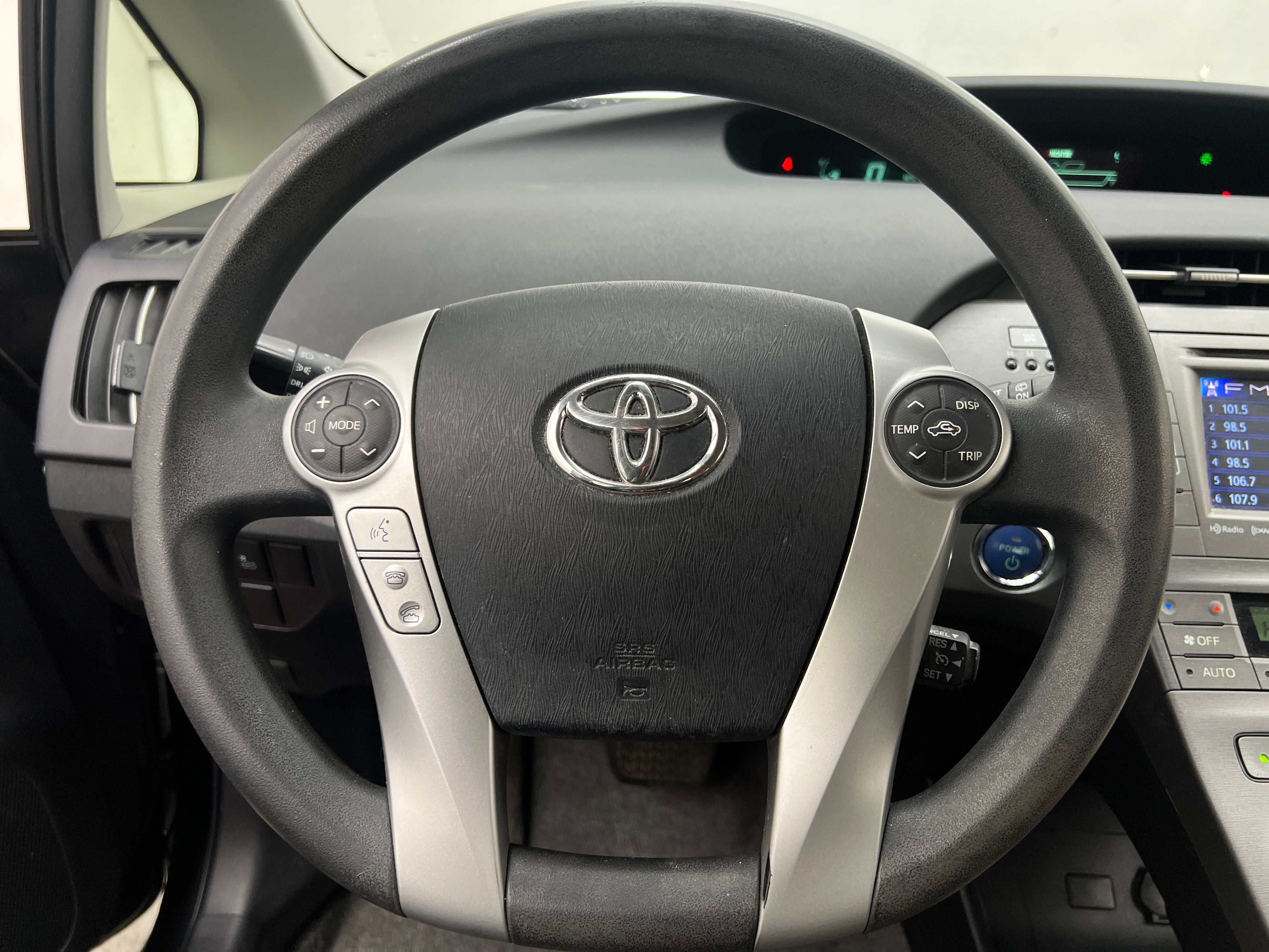 2013 Toyota Prius Three 5