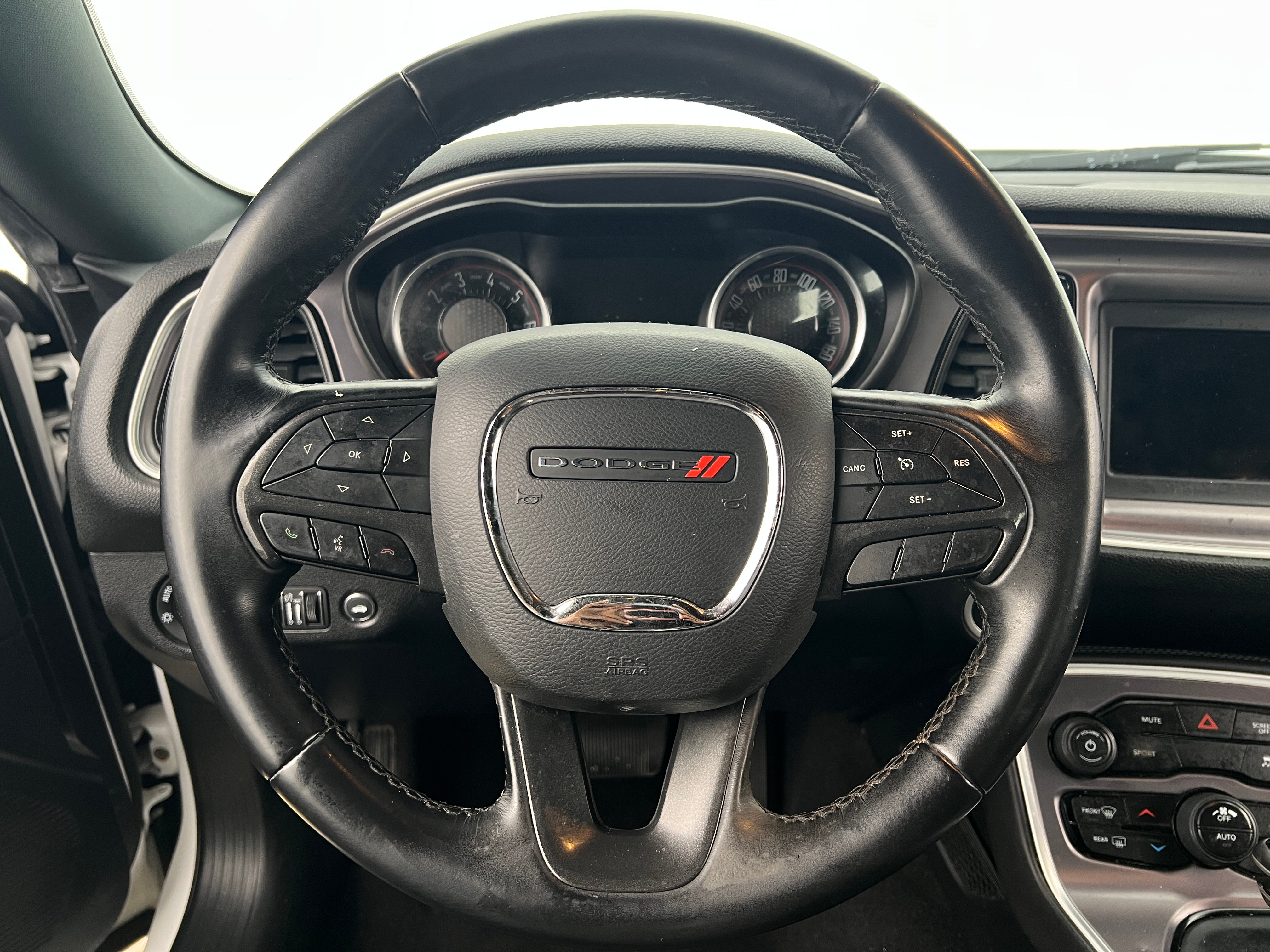 2019 Dodge Challenger SXT 4