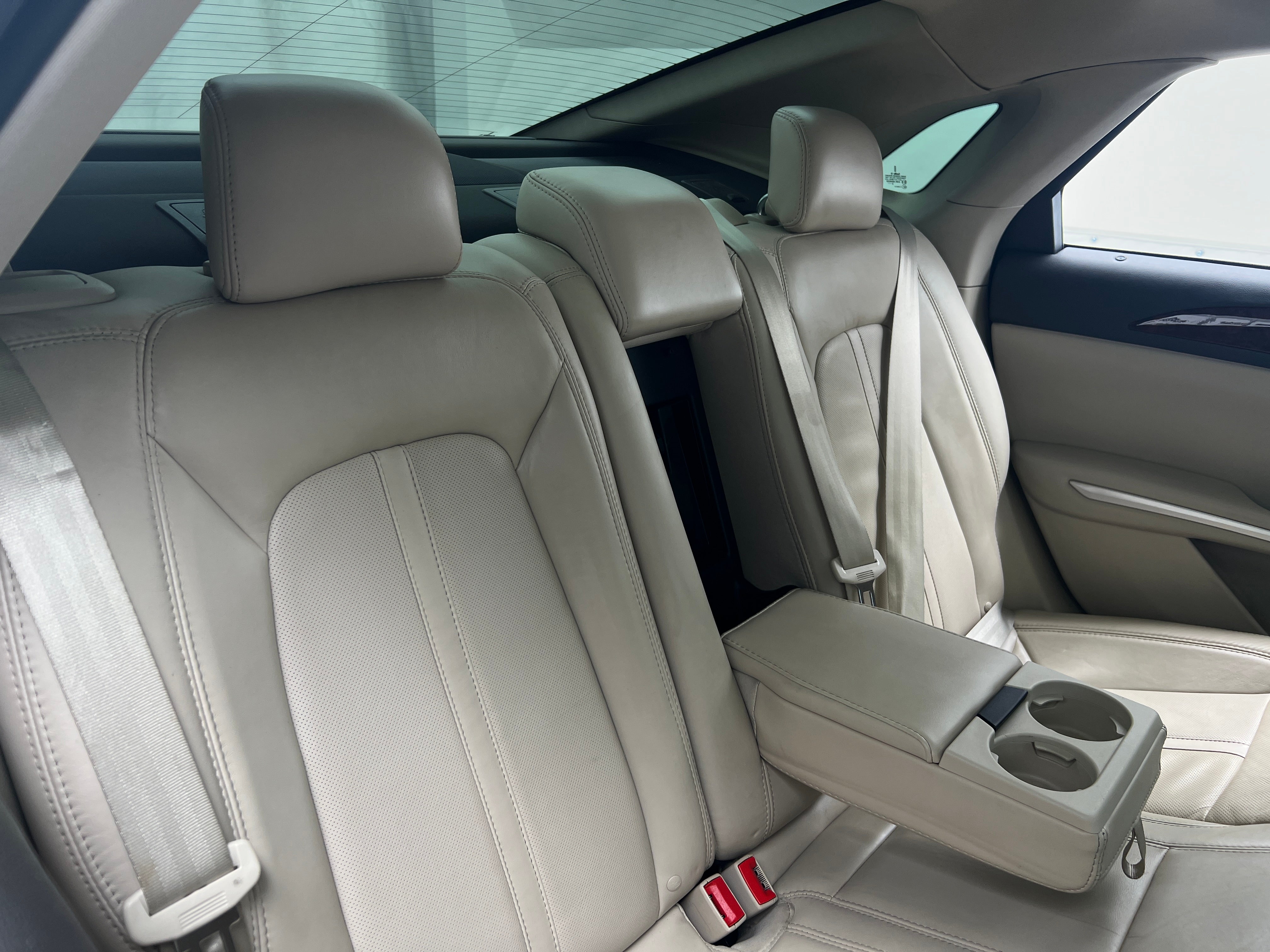 2016 Lincoln MKZ Base 5