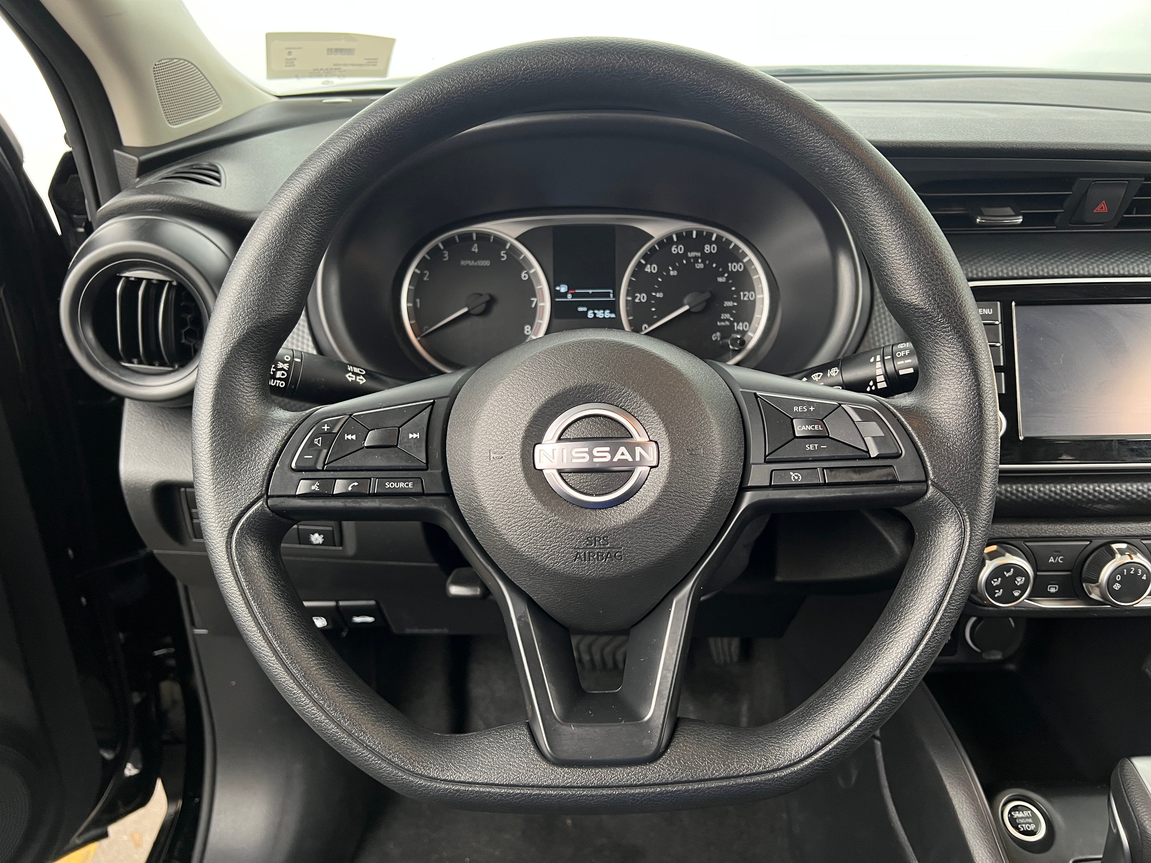 2023 Nissan Kicks S 5