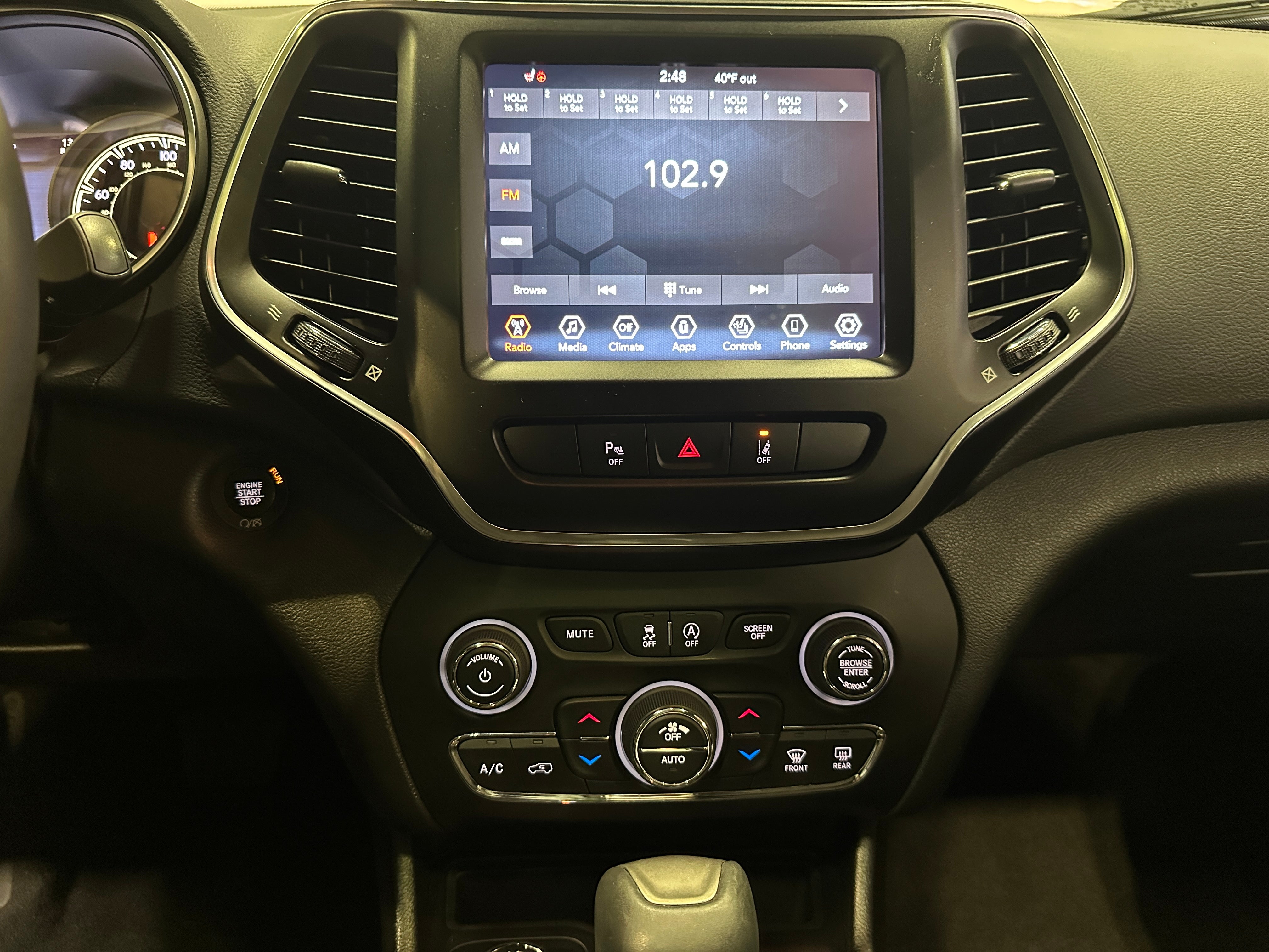 2021 Jeep Cherokee 80th Anniversary 3