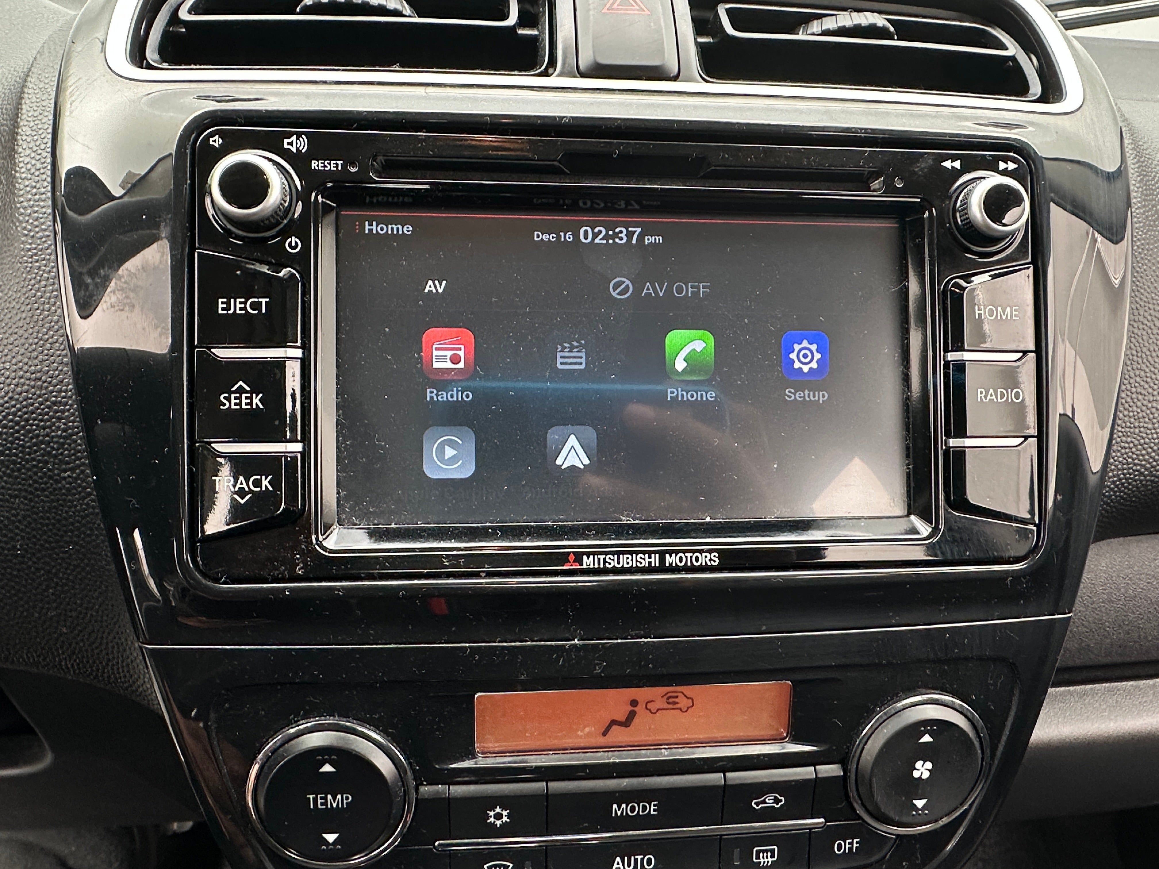 2018 Mitsubishi Mirage SE 4