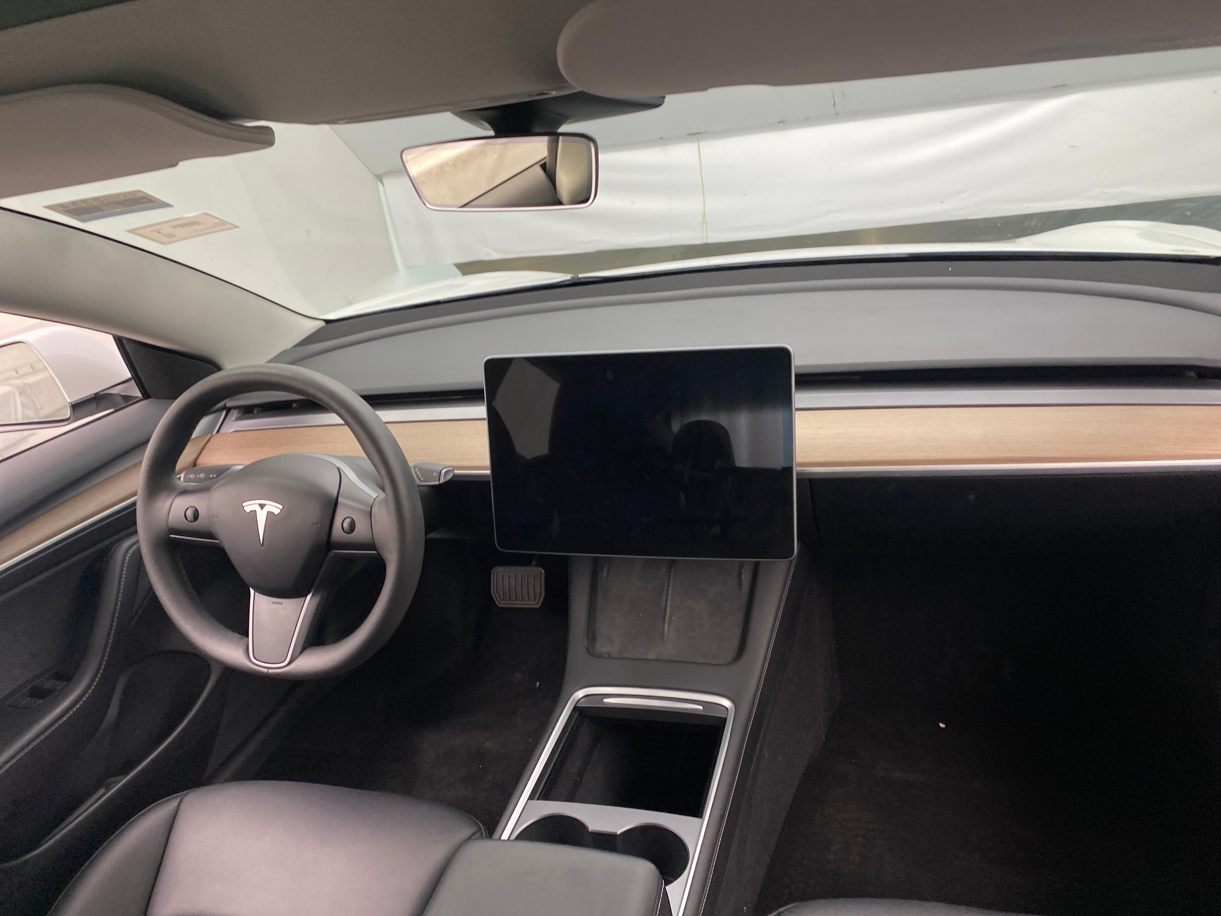 2023 Tesla Model 3 Standard Range 3