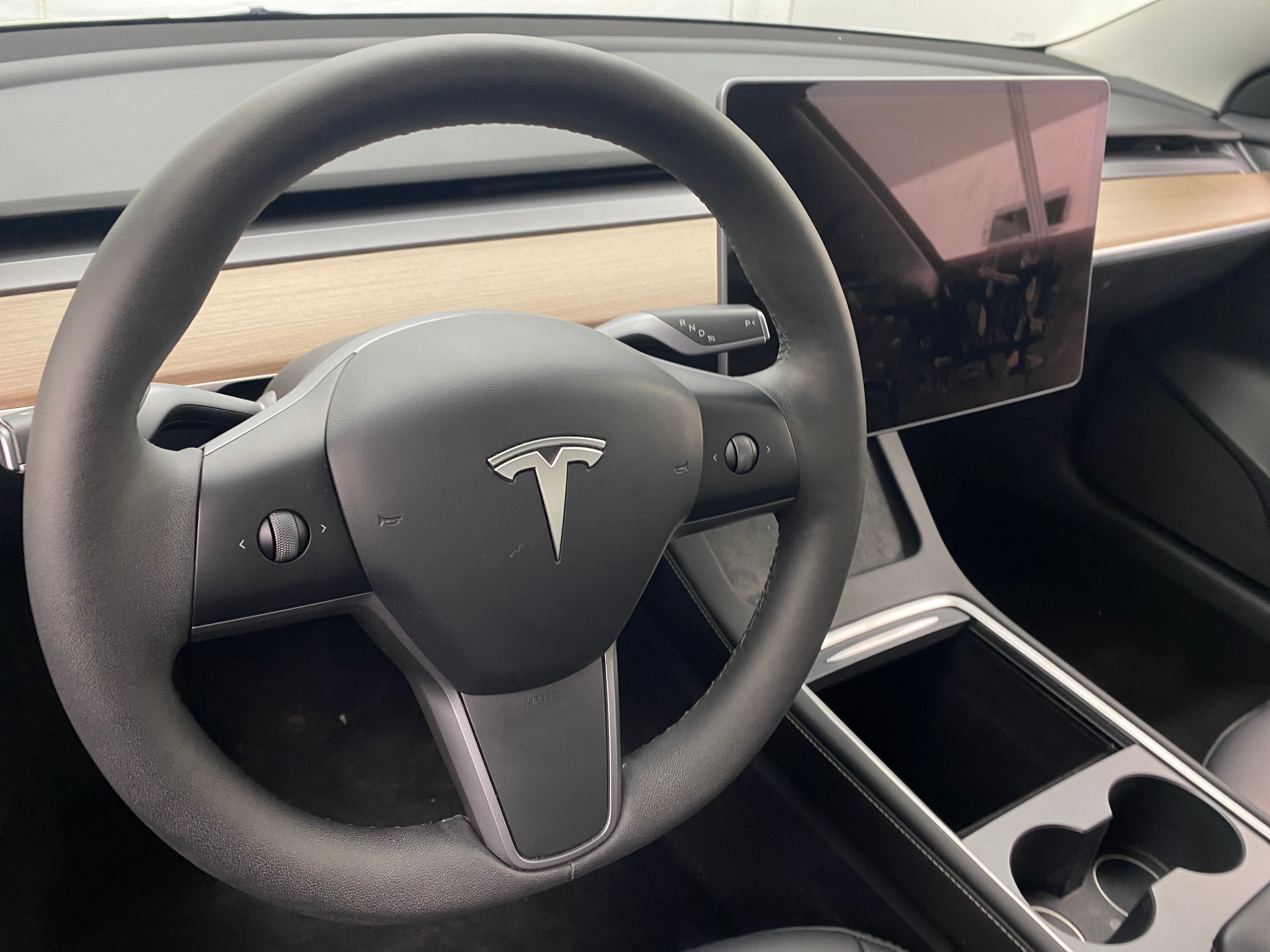 2023 Tesla Model 3 Standard Range 4