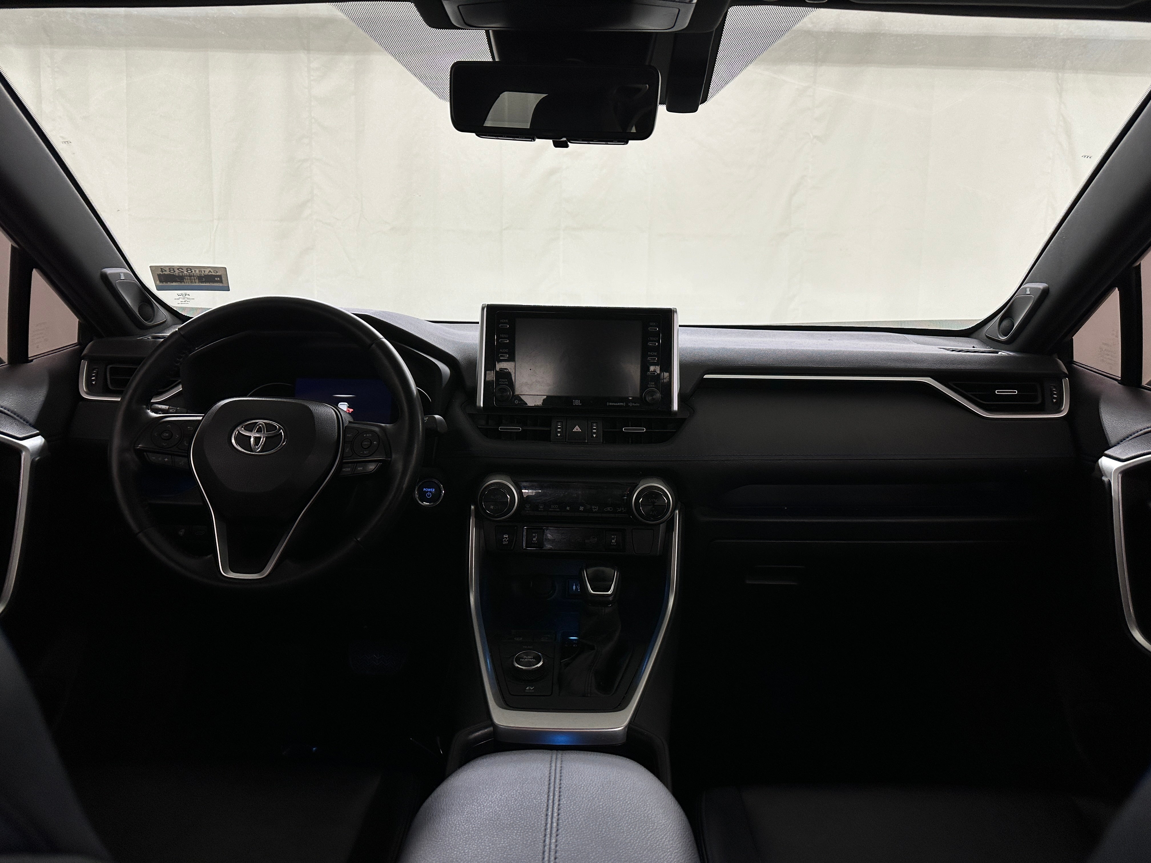 2019 Toyota RAV4 XSE 3