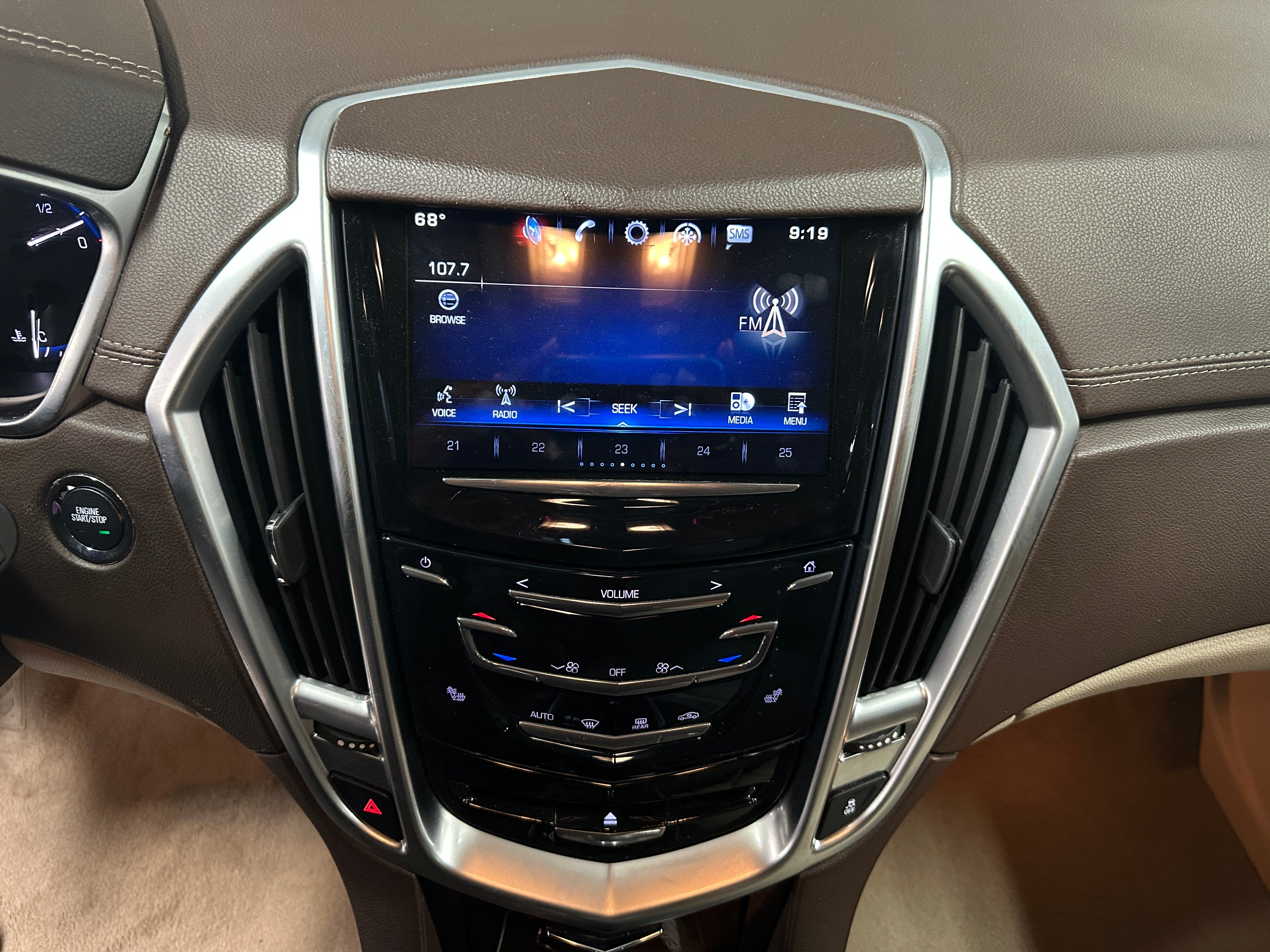 2016 Cadillac SRX Luxury 3