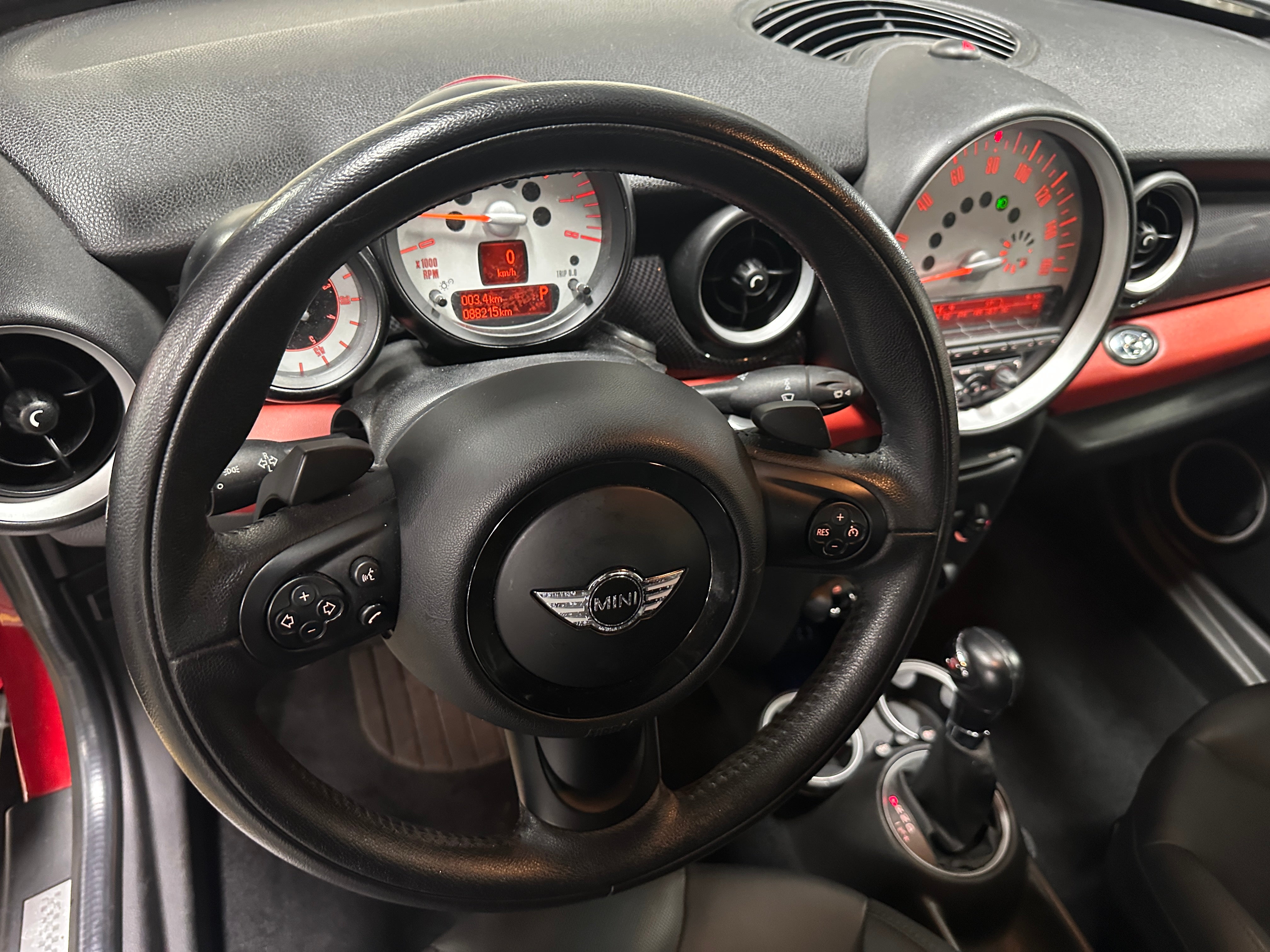 2013 MINI Cooper Roadster S 3