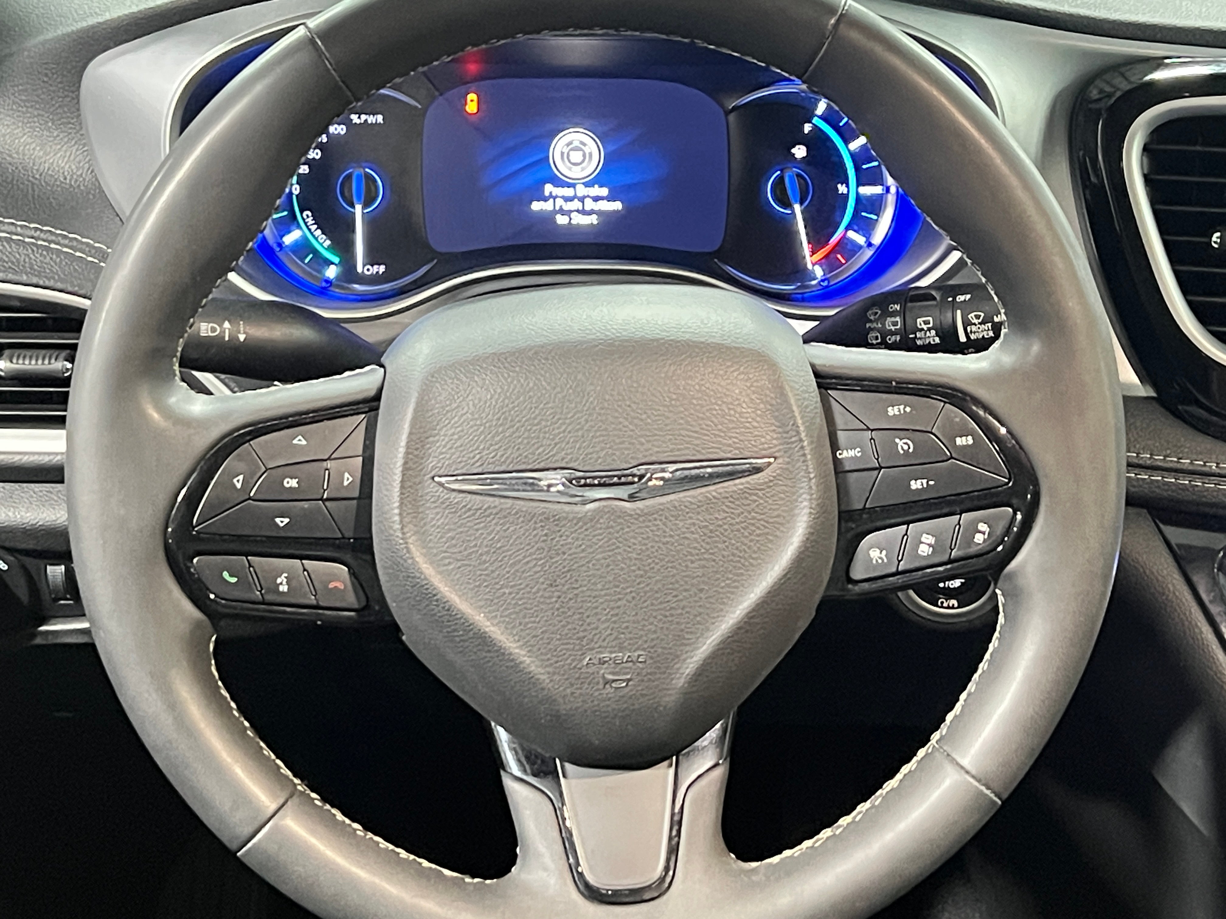 2022 Chrysler Pacifica Hybrid Touring L 5