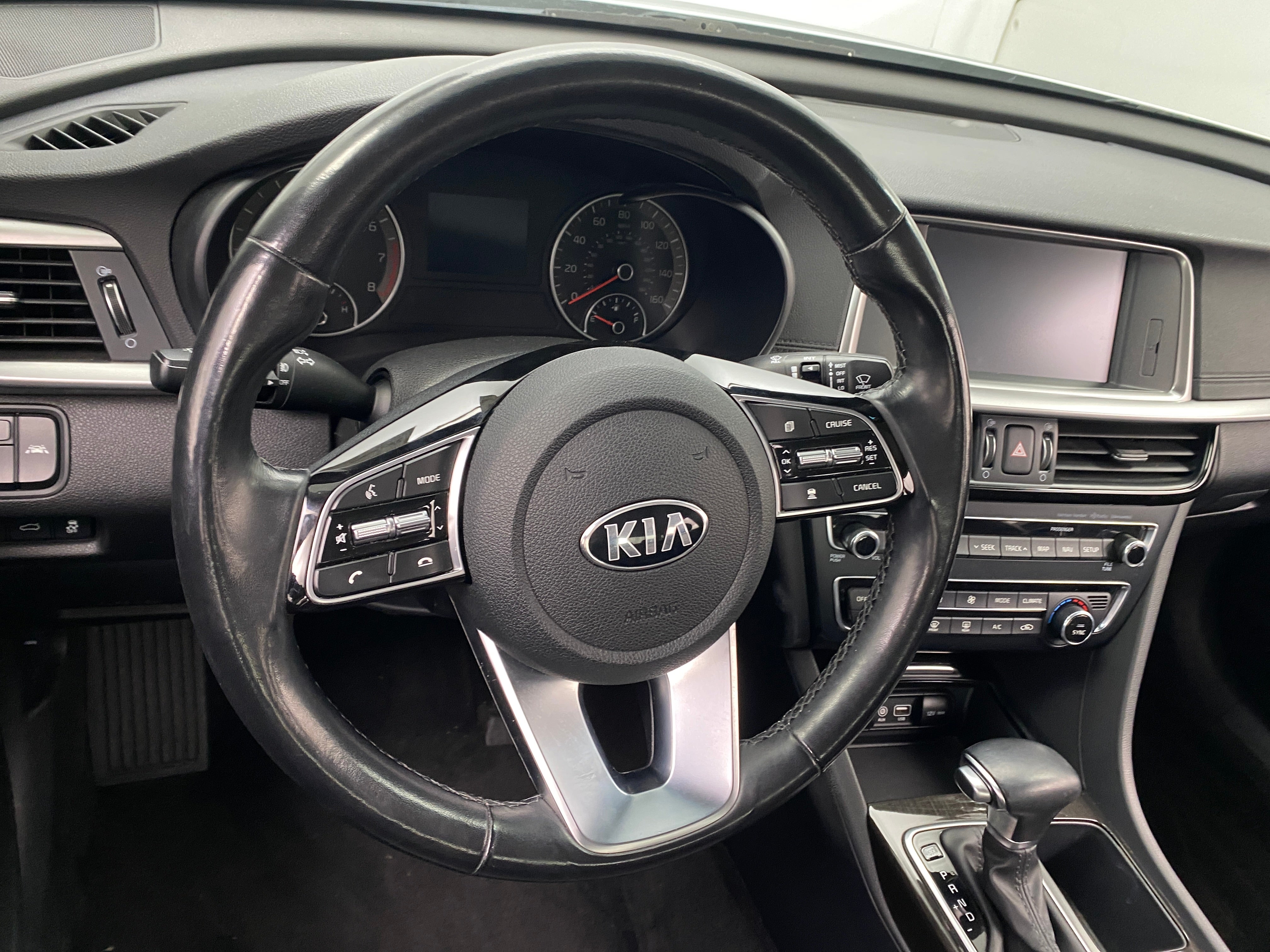 2019 Kia Optima EX 4