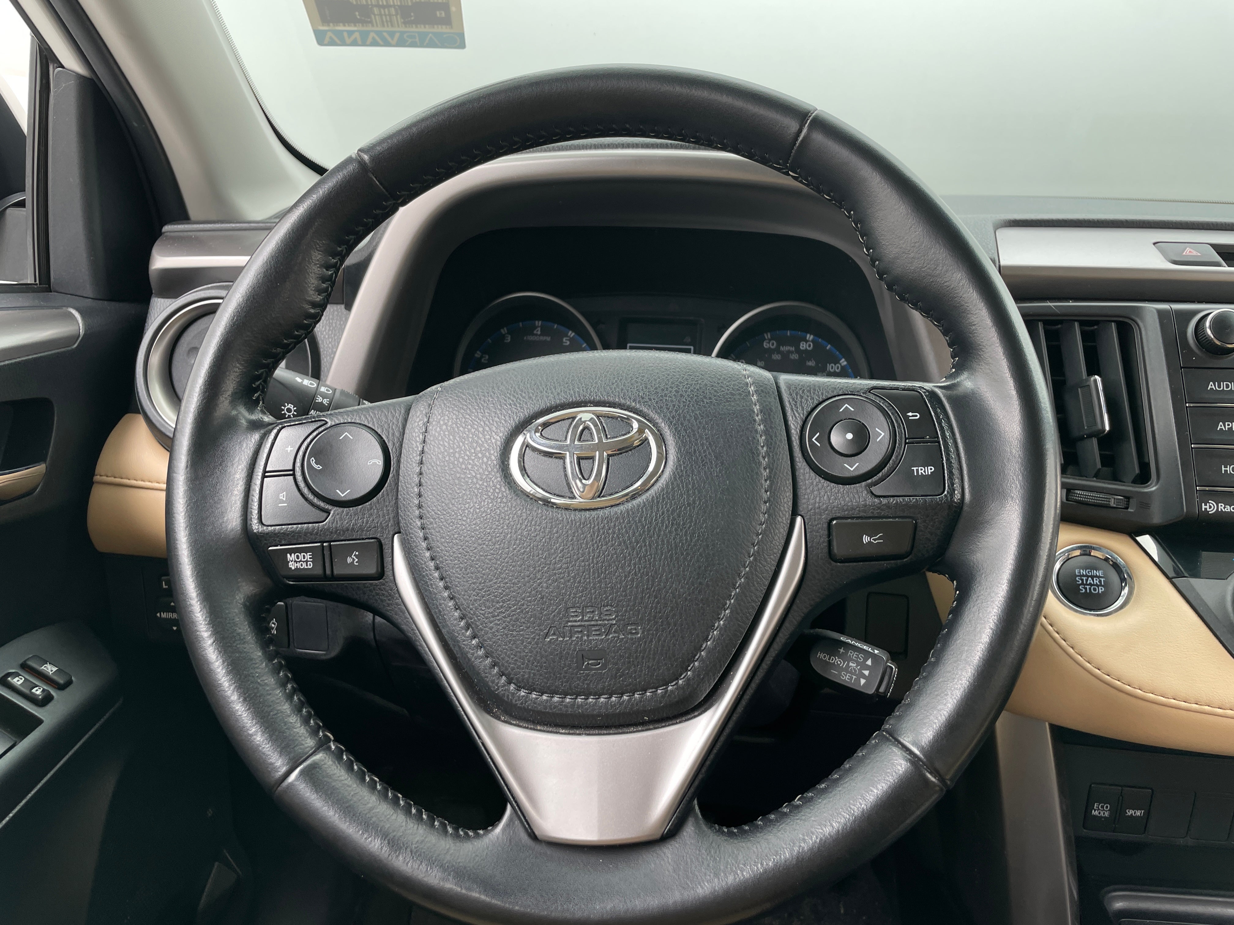 2018 Toyota RAV4 XLE 5