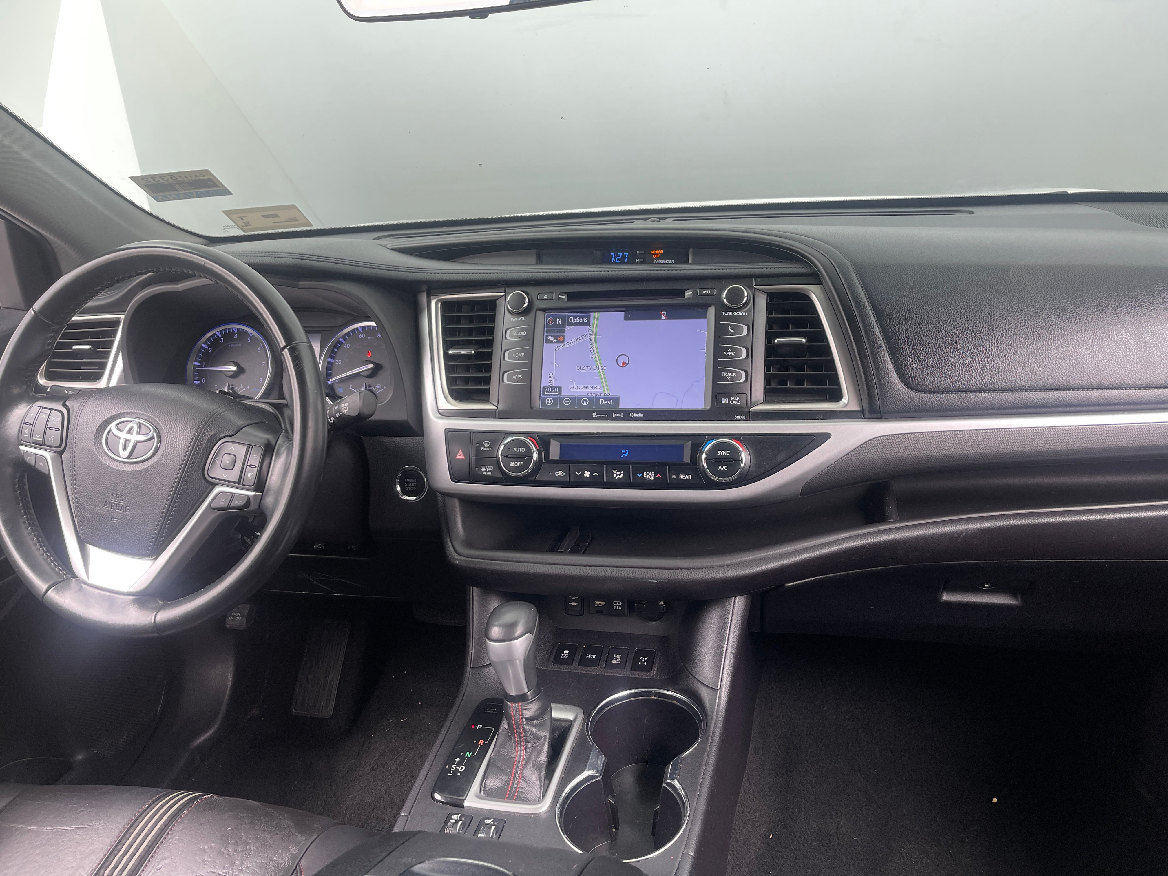 2019 Toyota Highlander SE 3