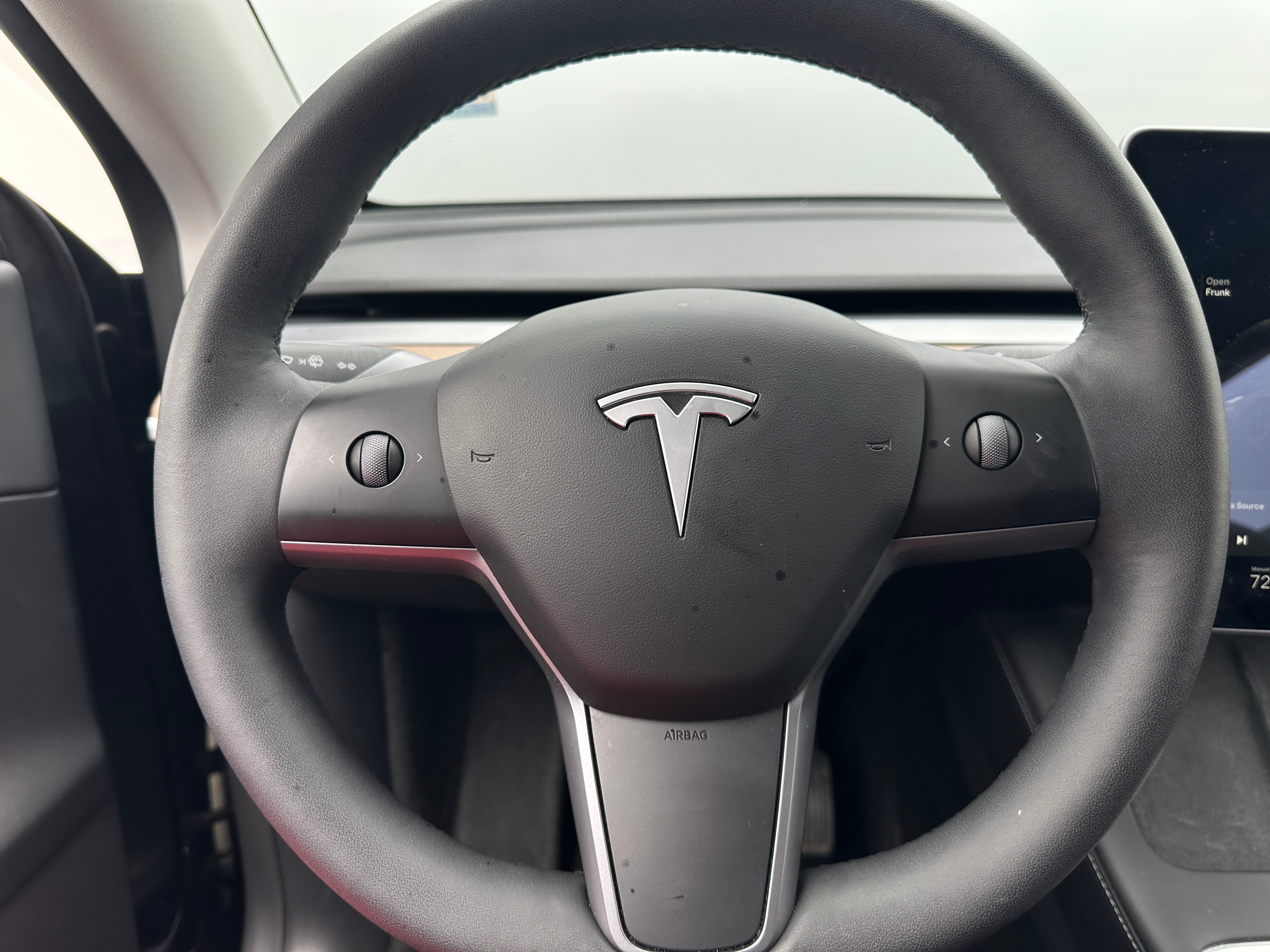 2022 Tesla Model Y Long Range 4