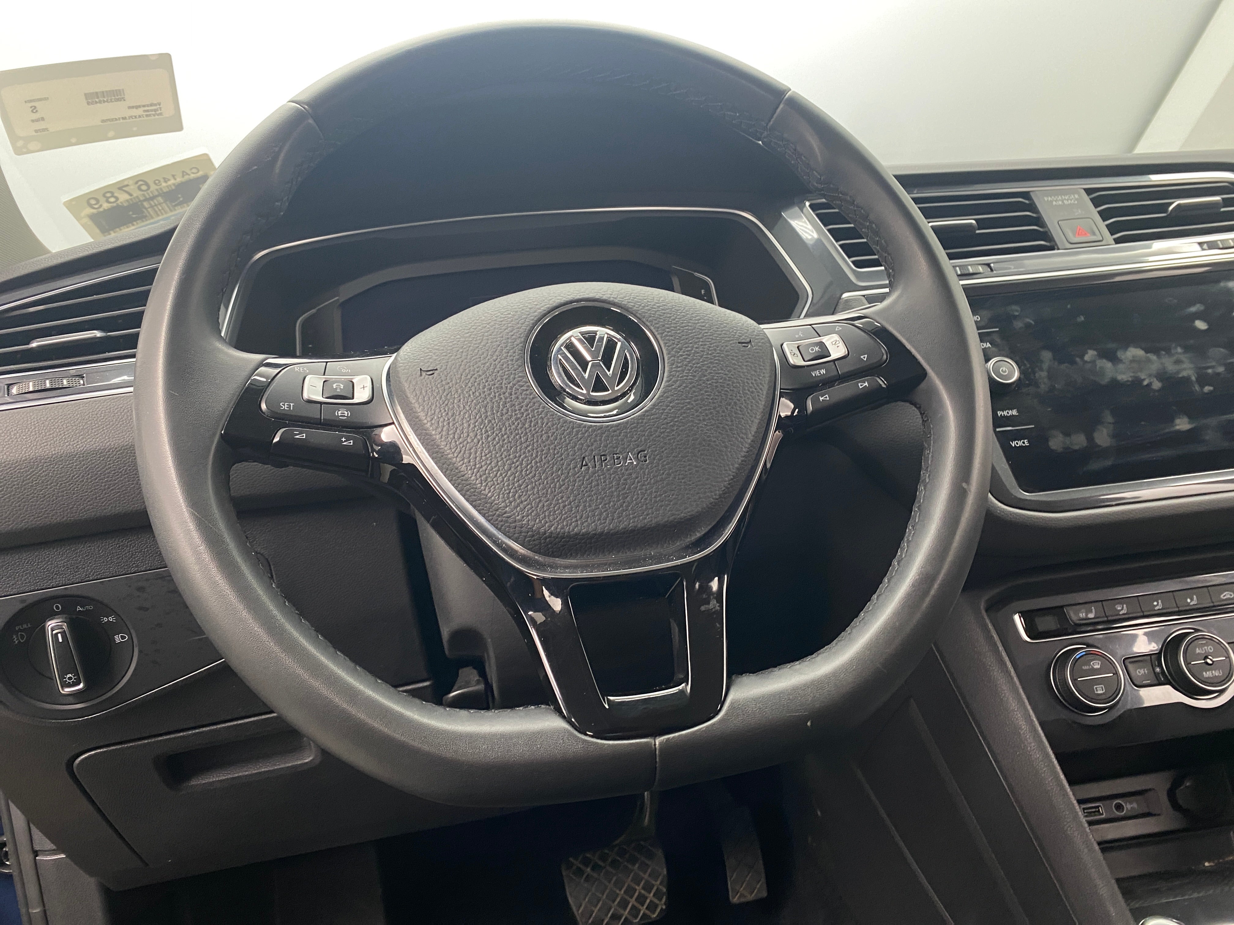 2020 Volkswagen Tiguan SEL 5