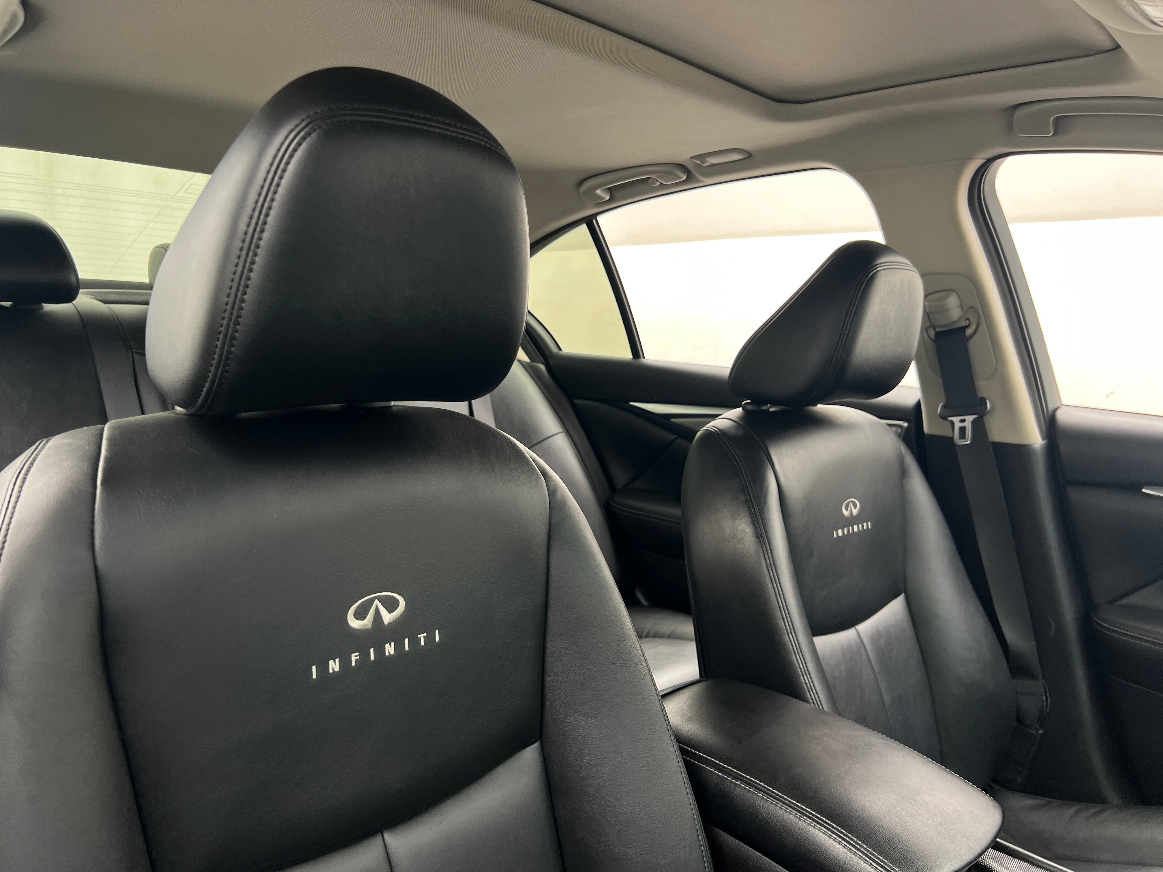 2014 INFINITI Q50 Premium 2