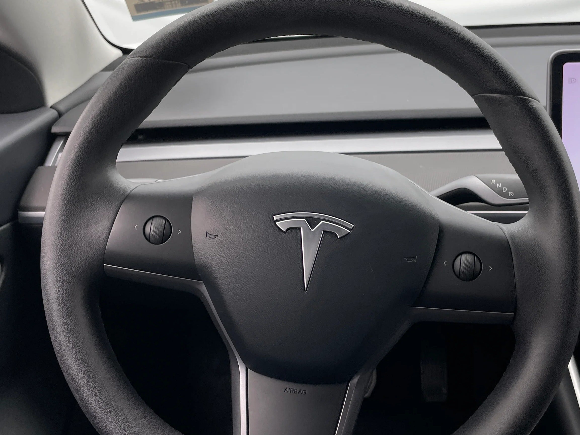 2020 Tesla Model 3 Standard Range 4