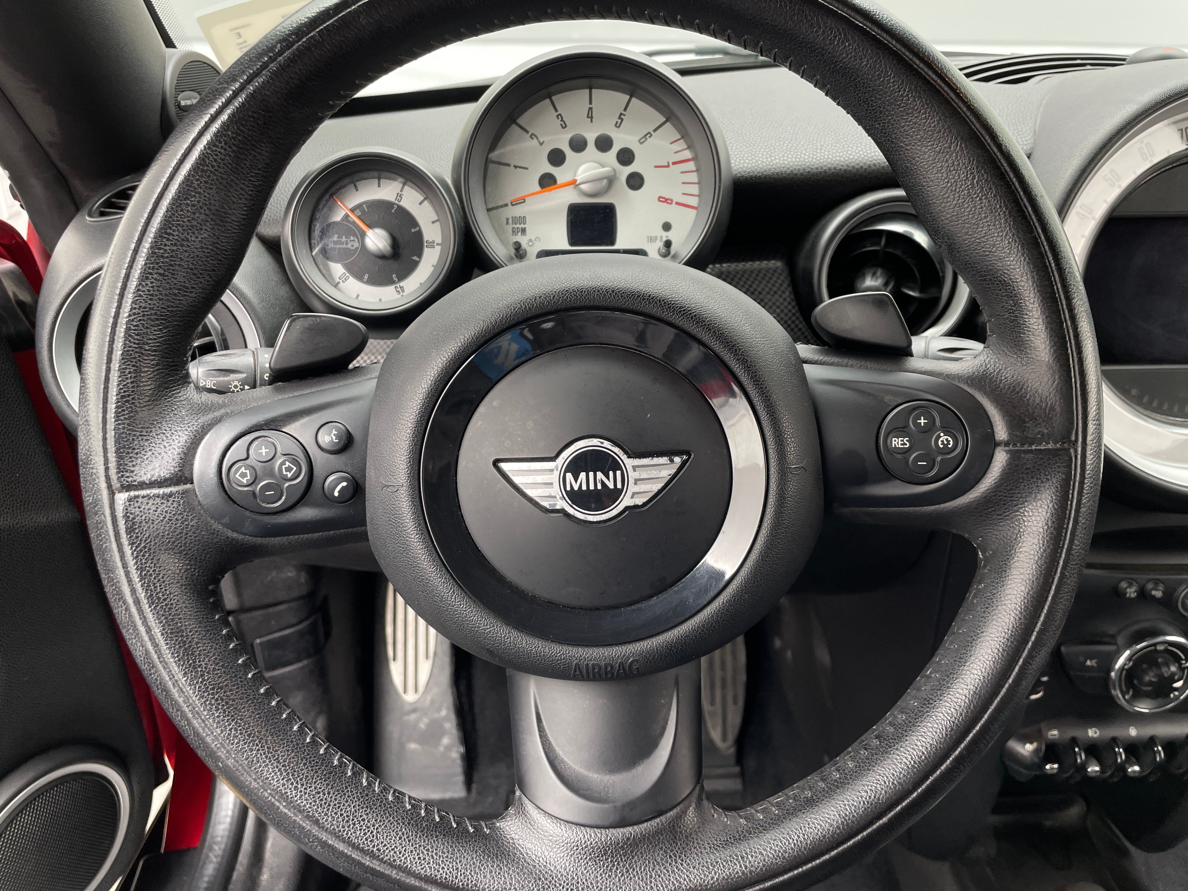 2012 MINI Cooper Roadster S 5