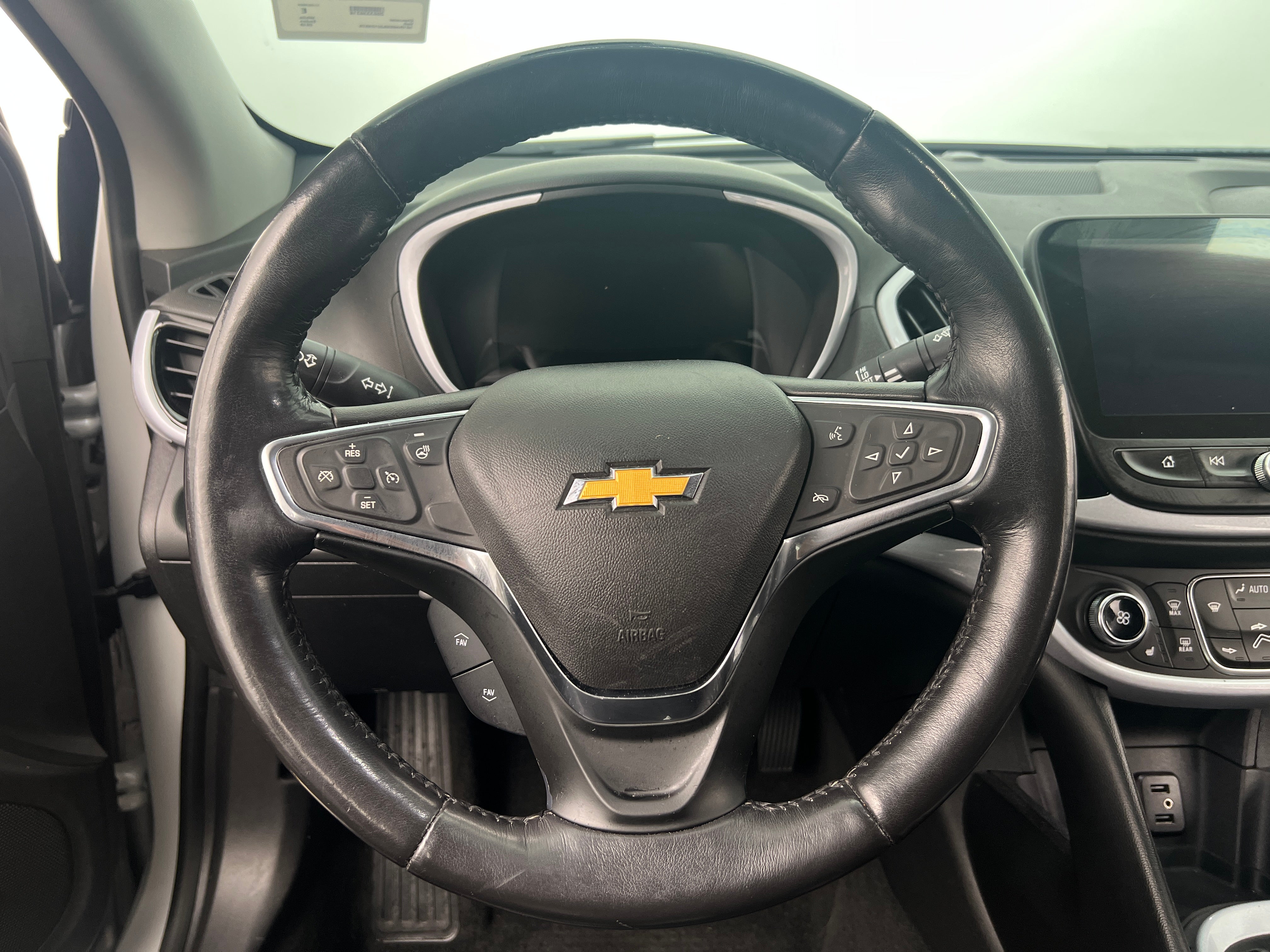 2018 Chevrolet Volt LT 4