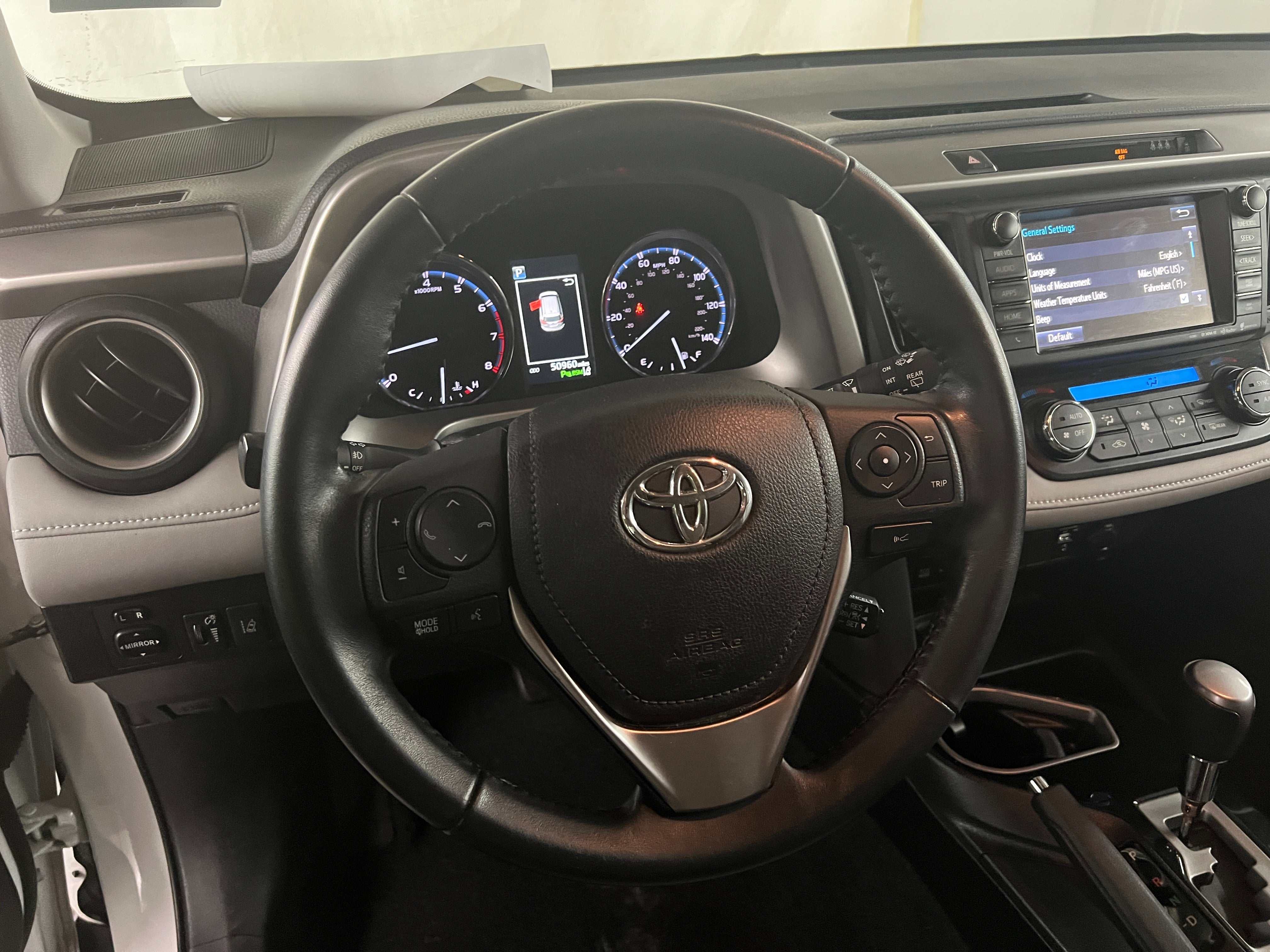 2017 Toyota RAV4 Limited 5