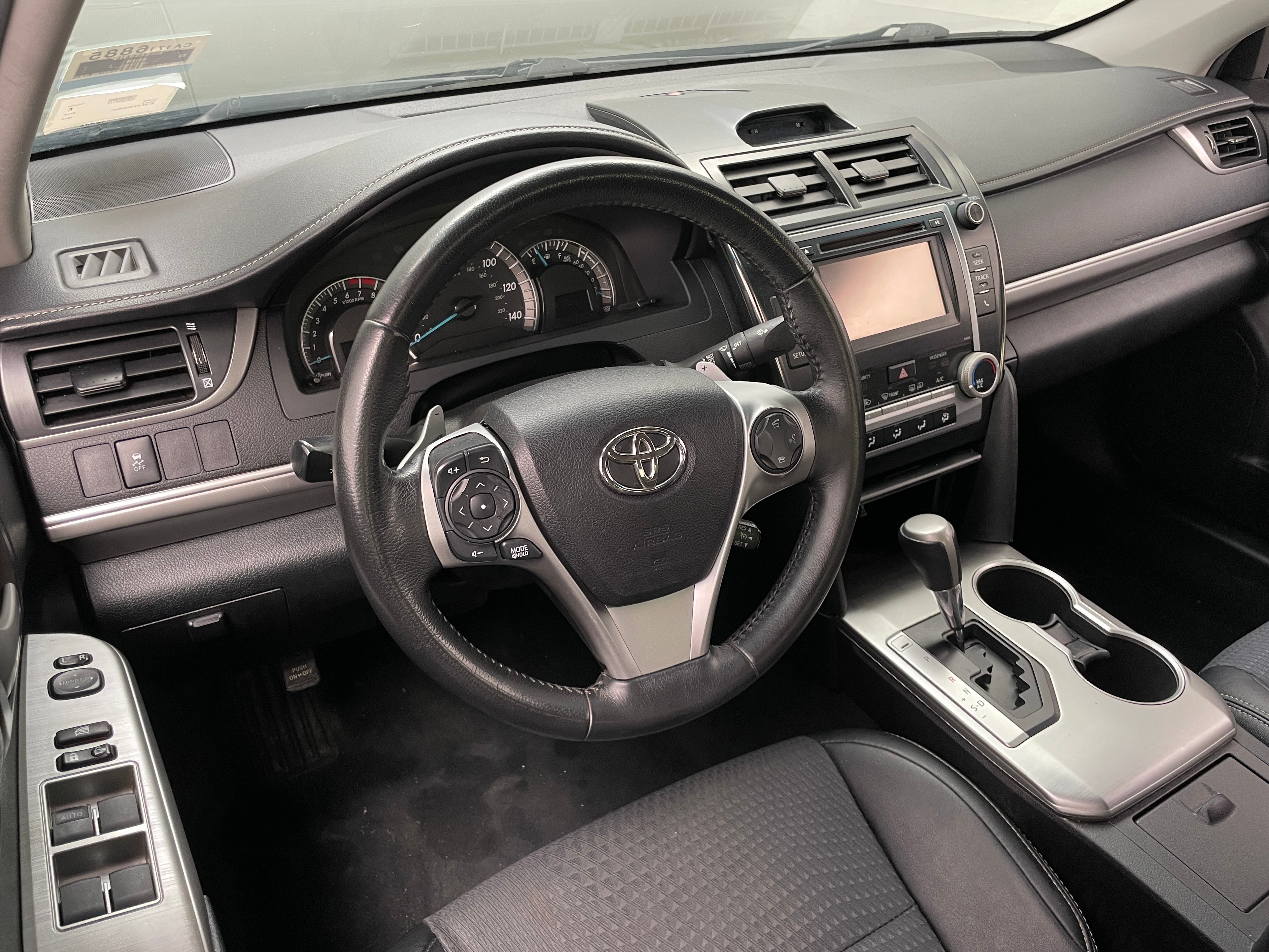 2014 Toyota Camry SE 5