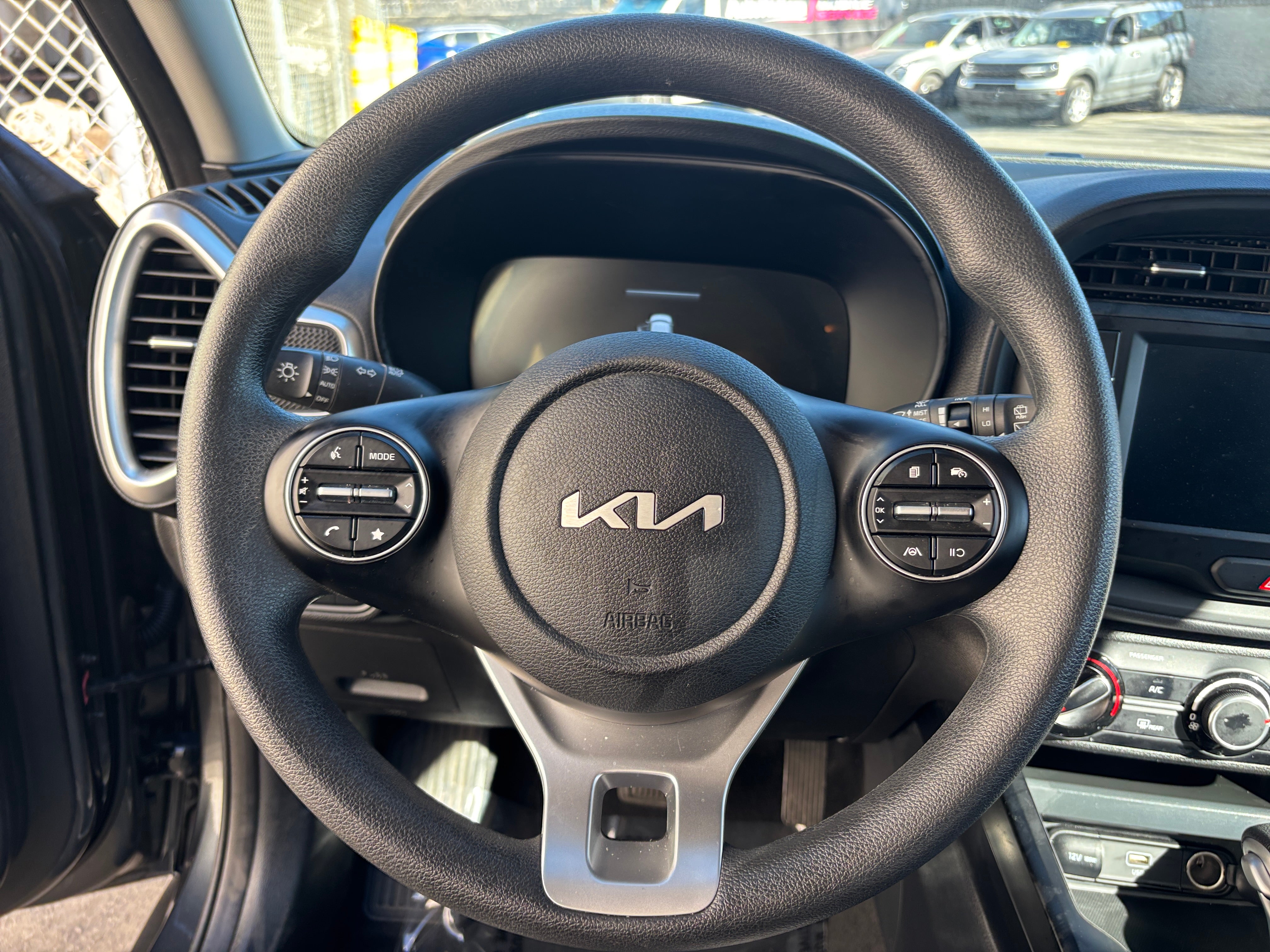 2024 Kia Soul LX 5