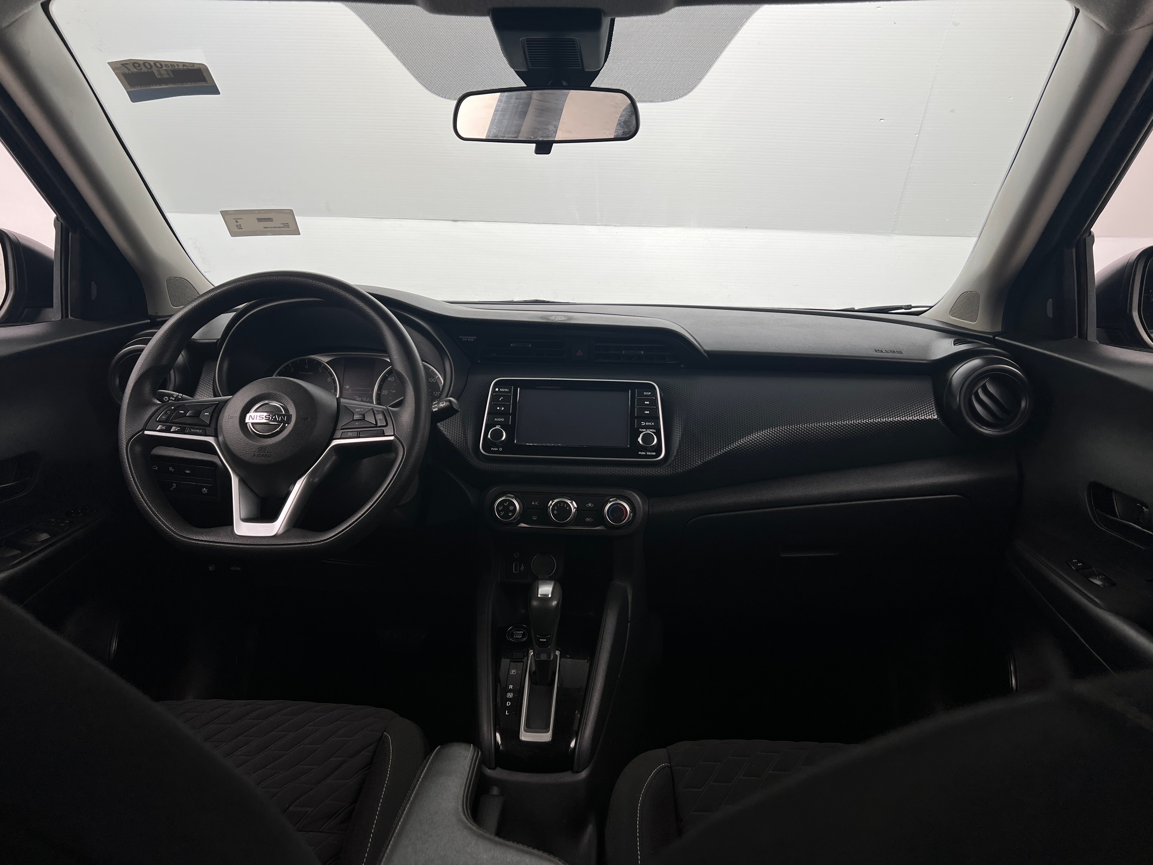 2021 Nissan Kicks S 3