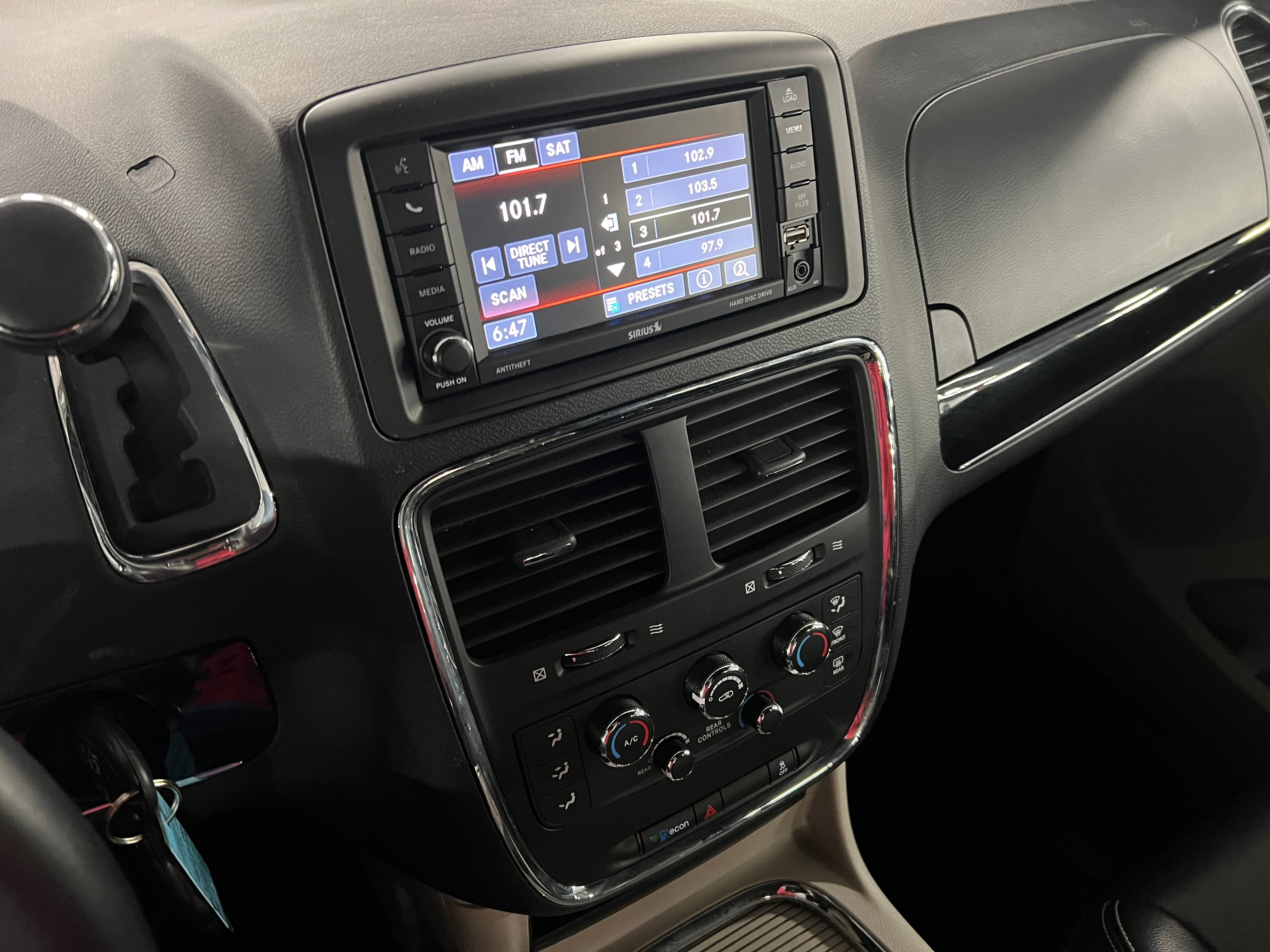 2019 Dodge Grand Caravan SXT 4