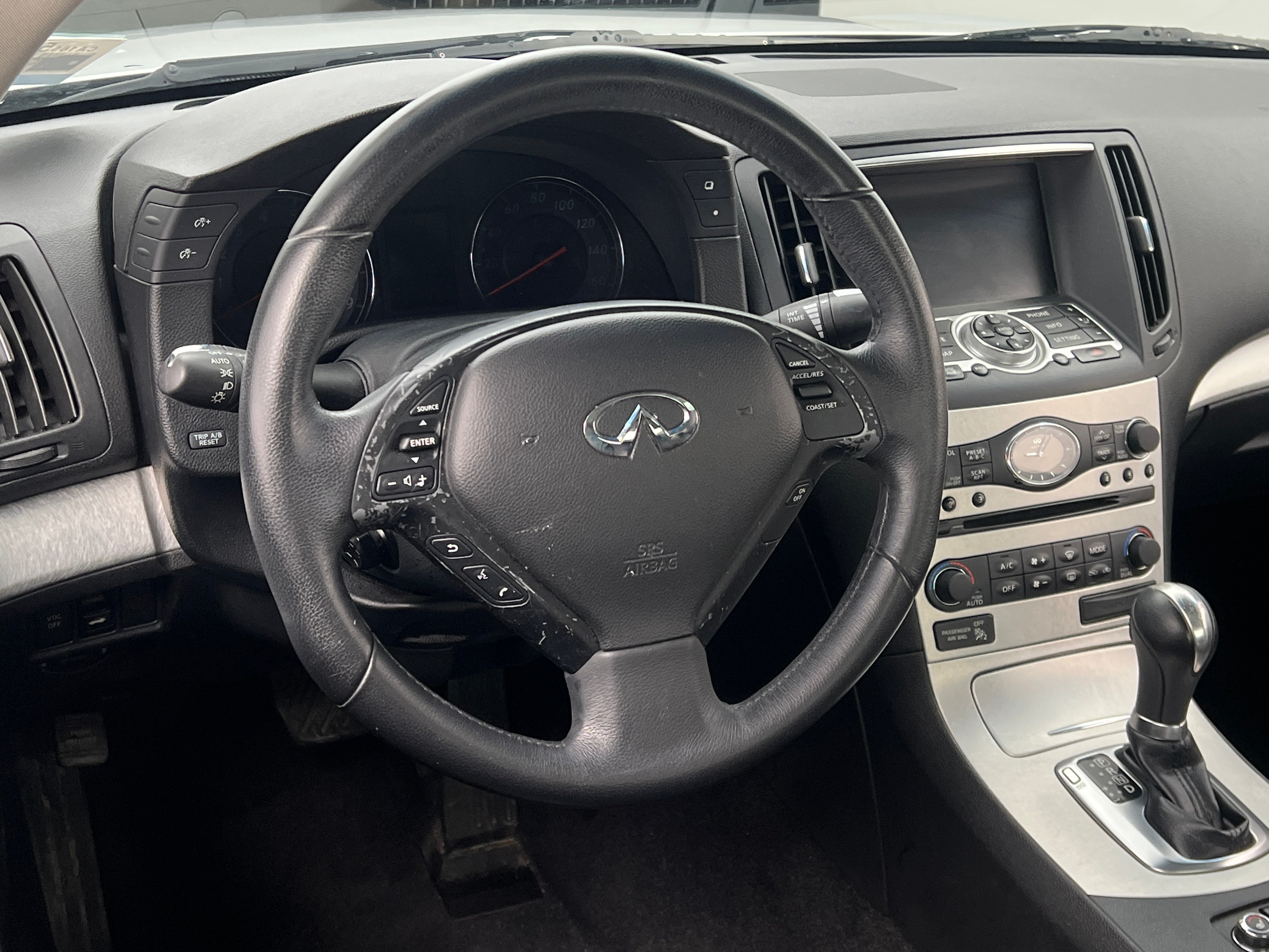 2009 INFINITI G37 X 4