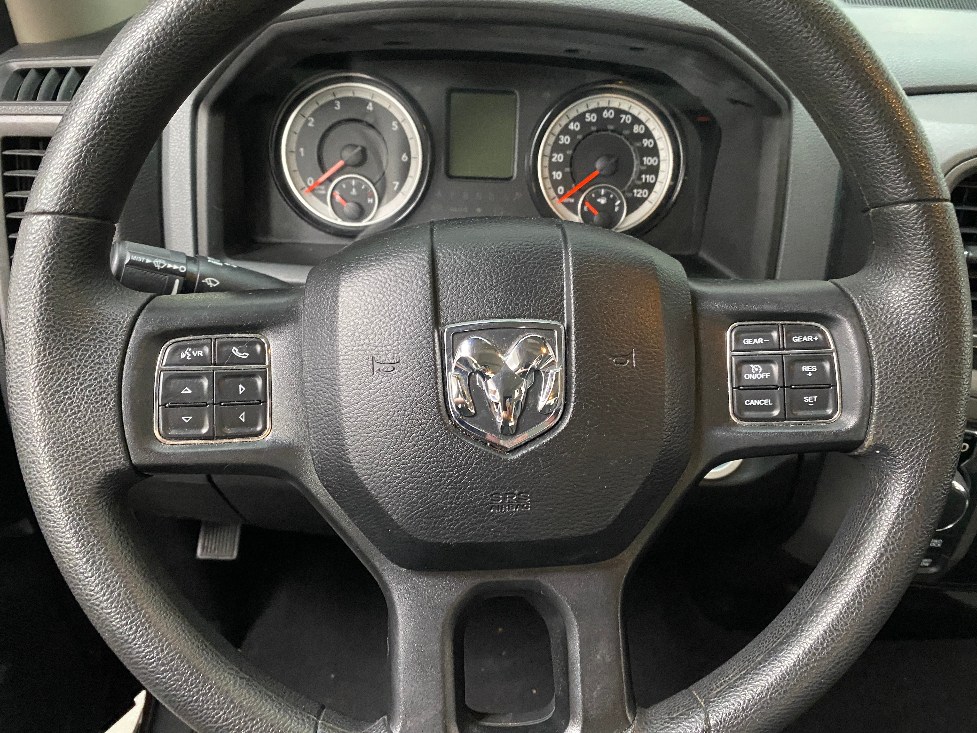 2019 RAM 1500 Classic Express 5