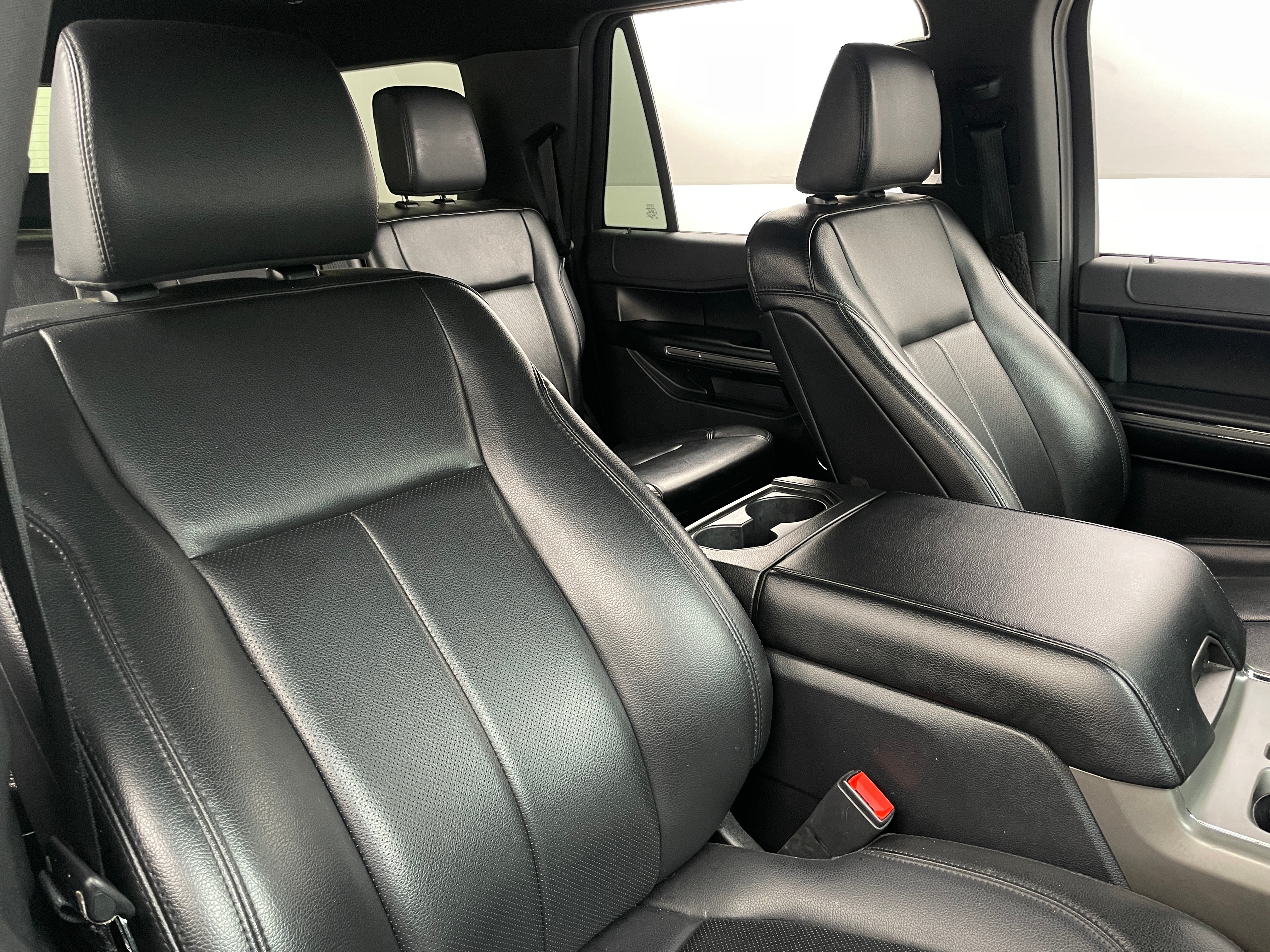 2021 Ford Expedition MAX XLT 2