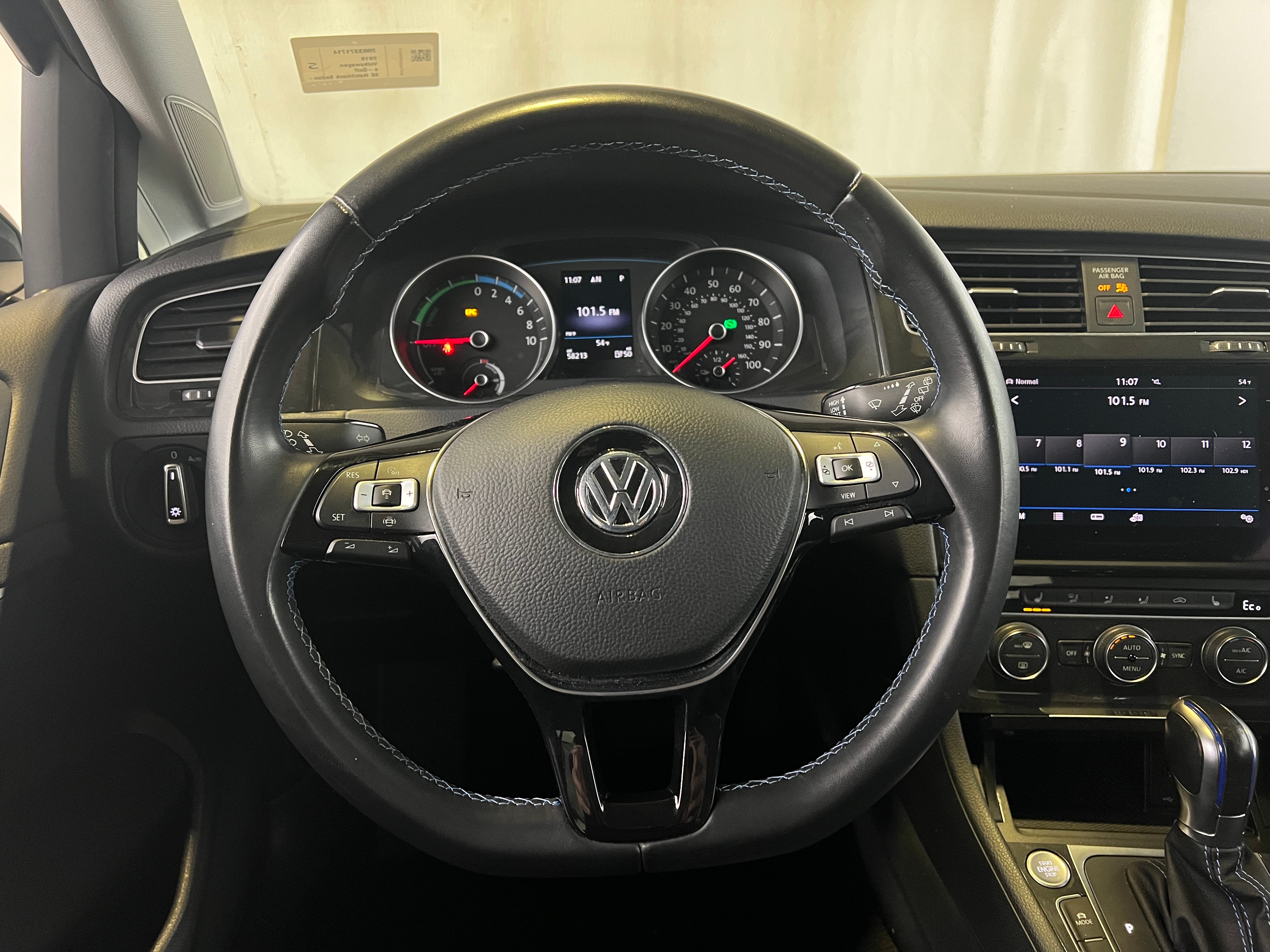 2019 Volkswagen e-Golf SE 5