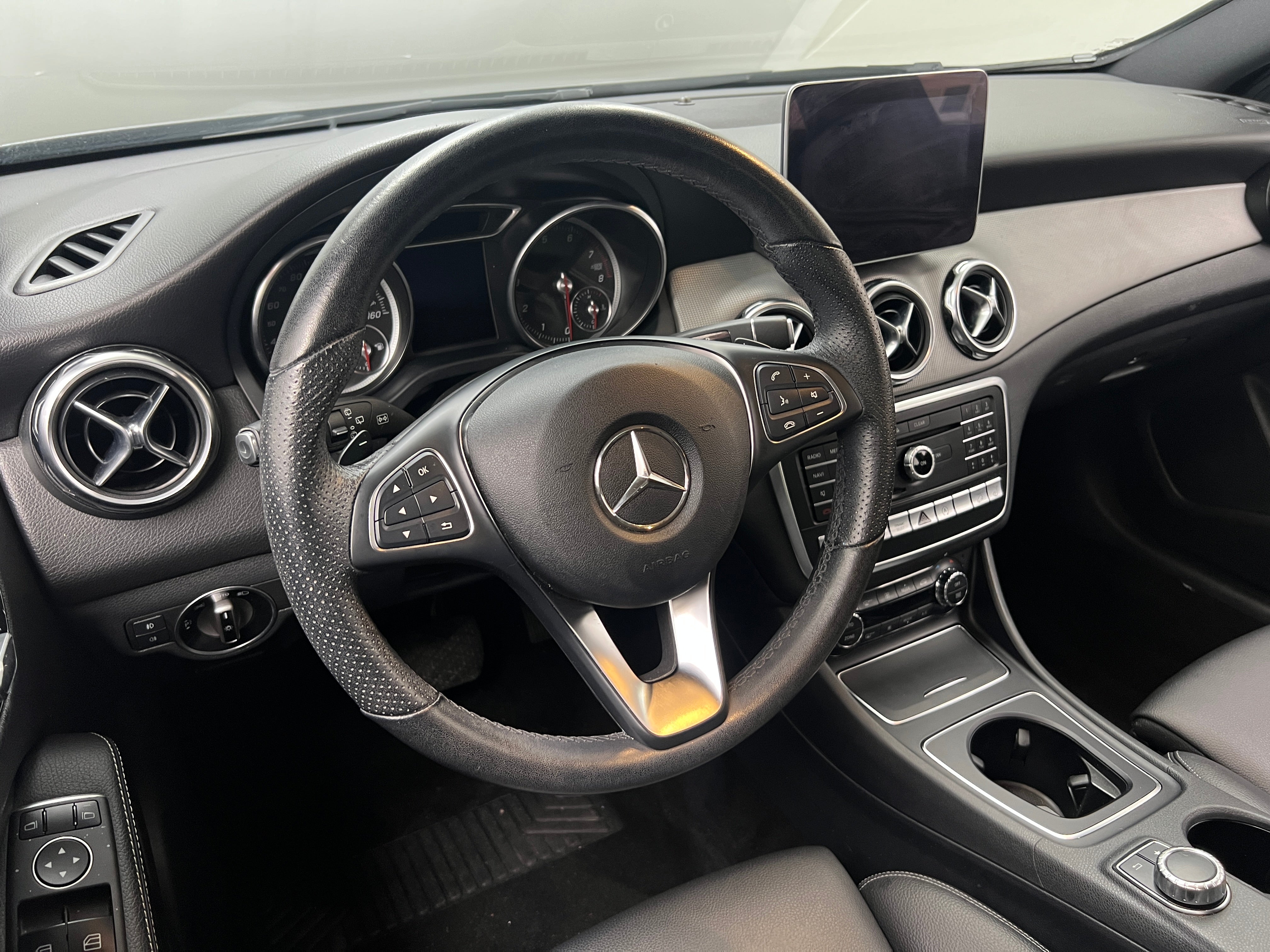 2019 Mercedes-Benz GLA 250 4MATIC 5