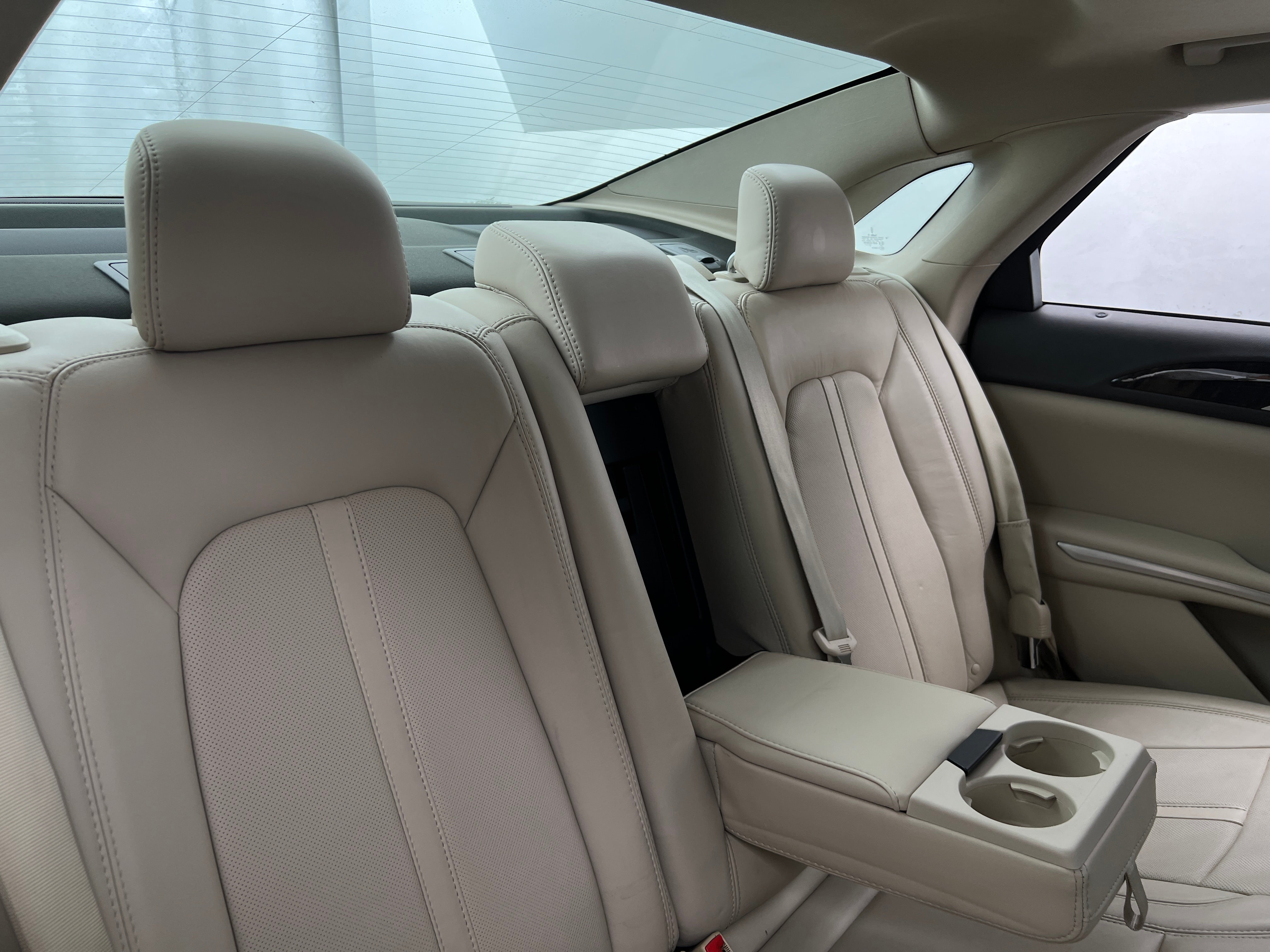 2016 Lincoln MKZ Base 6