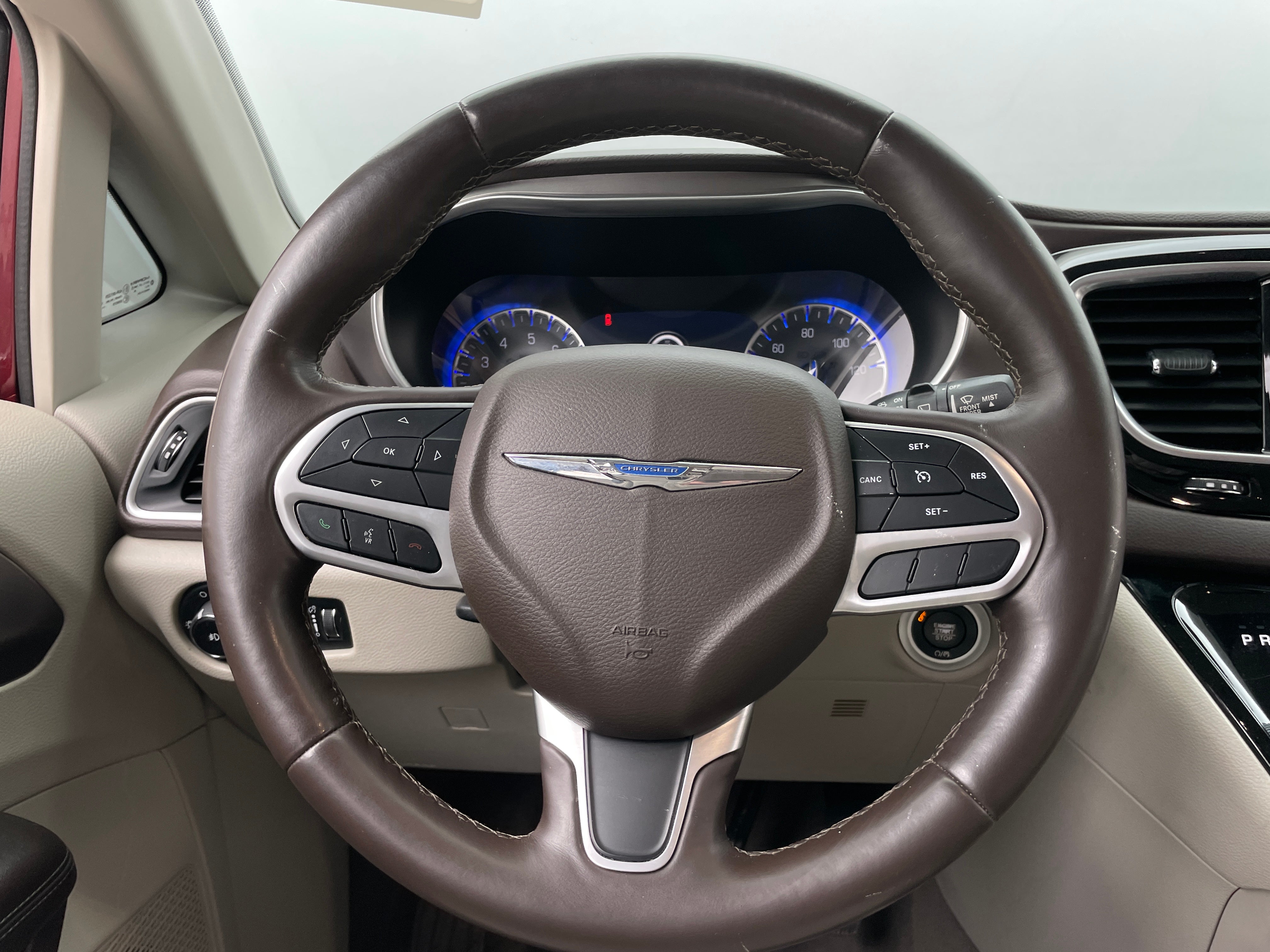 2018 Chrysler Pacifica  4