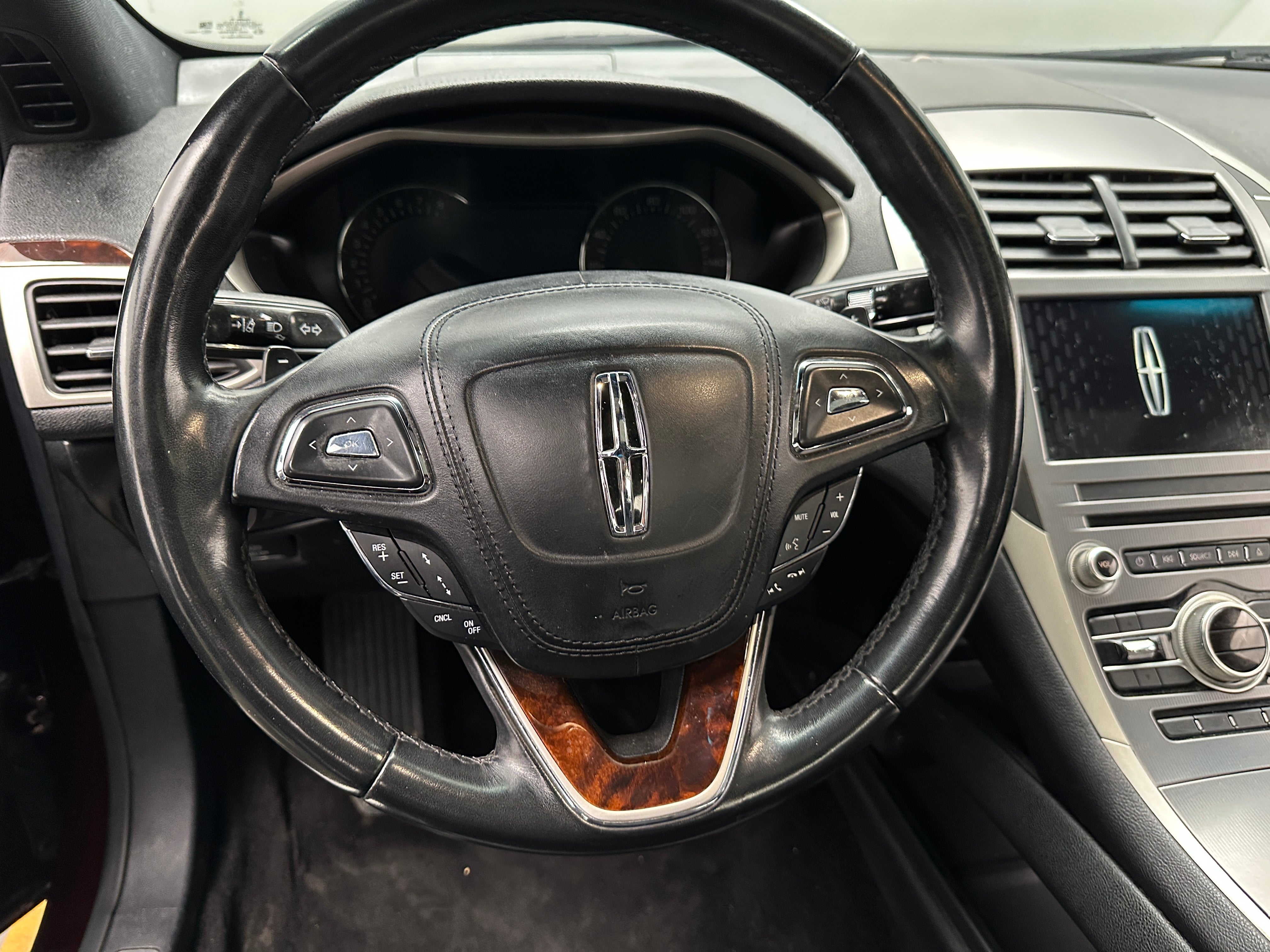 2017 Lincoln MKZ Reserve 4