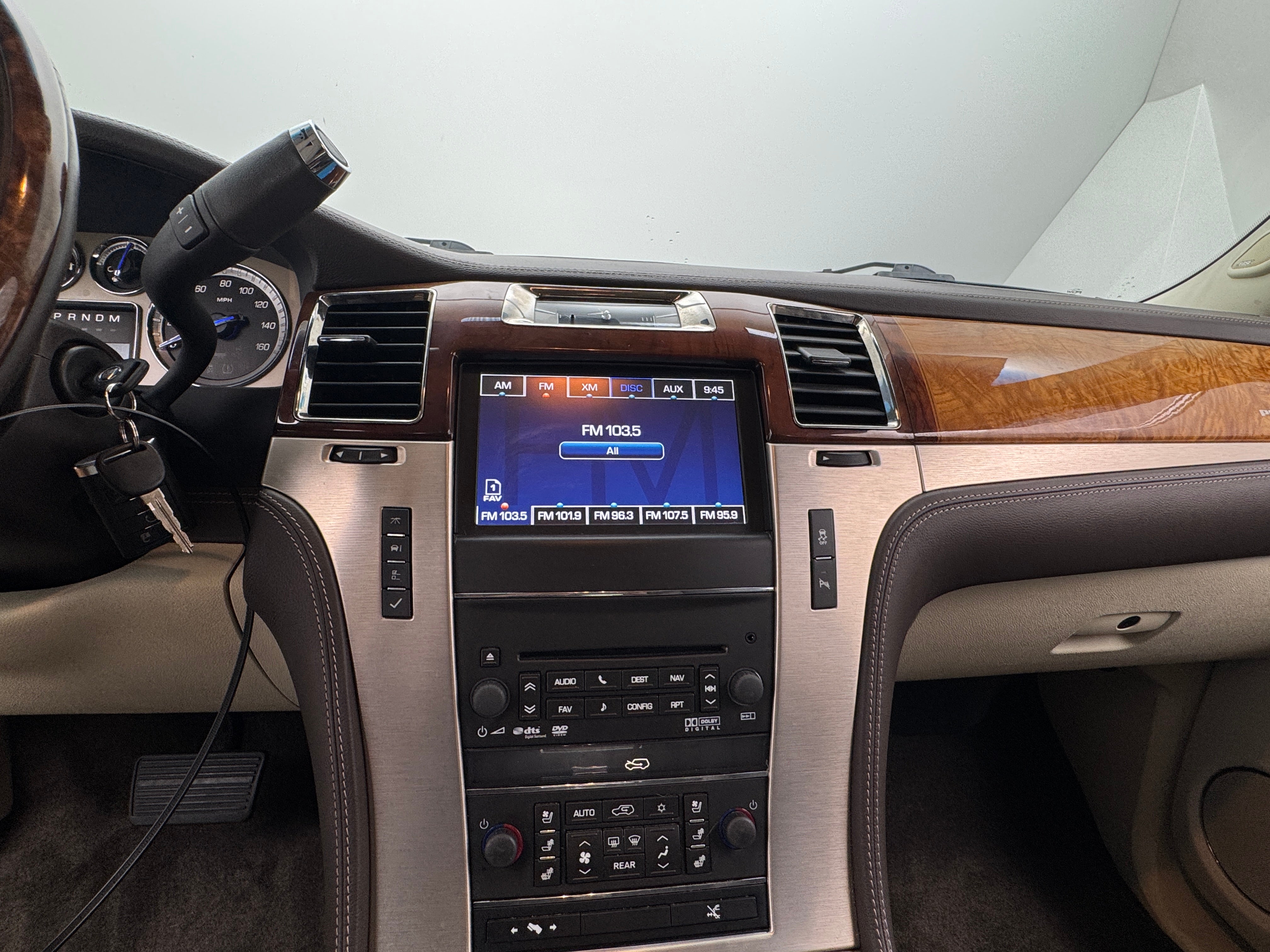 2013 Cadillac Escalade Platinum 3