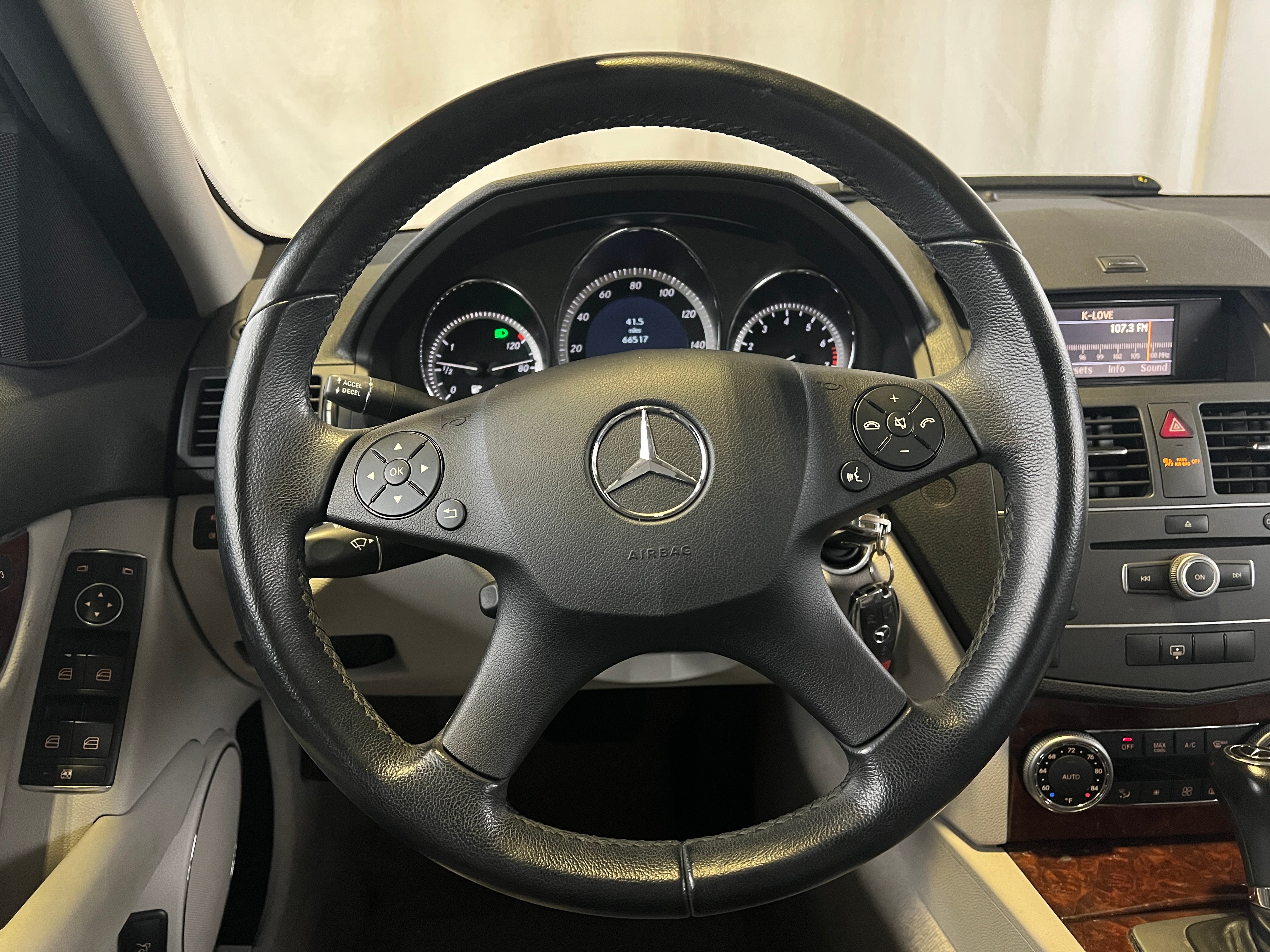 2011 Mercedes-Benz C-Class C 300 5