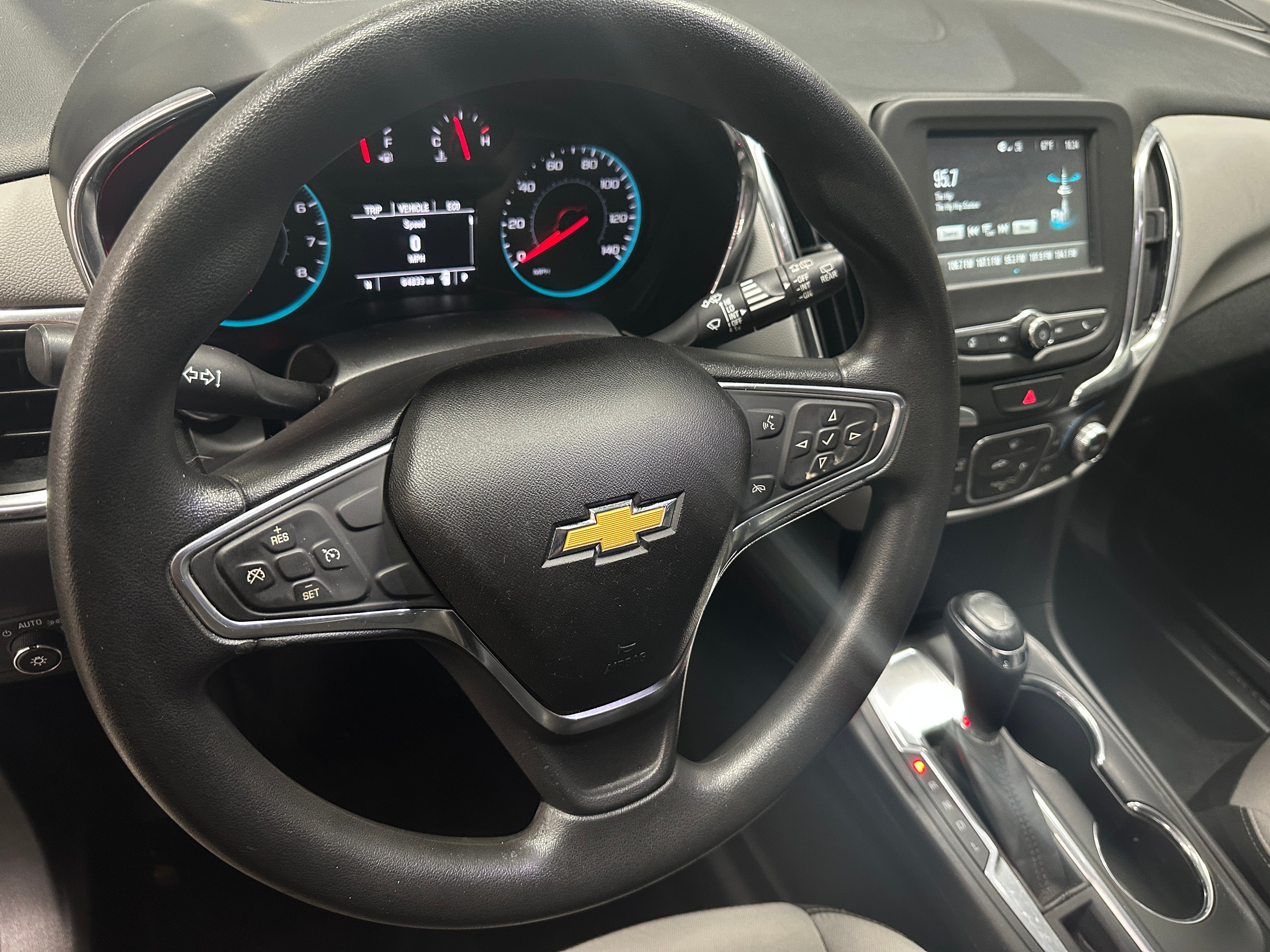 2018 Chevrolet Equinox LS 5