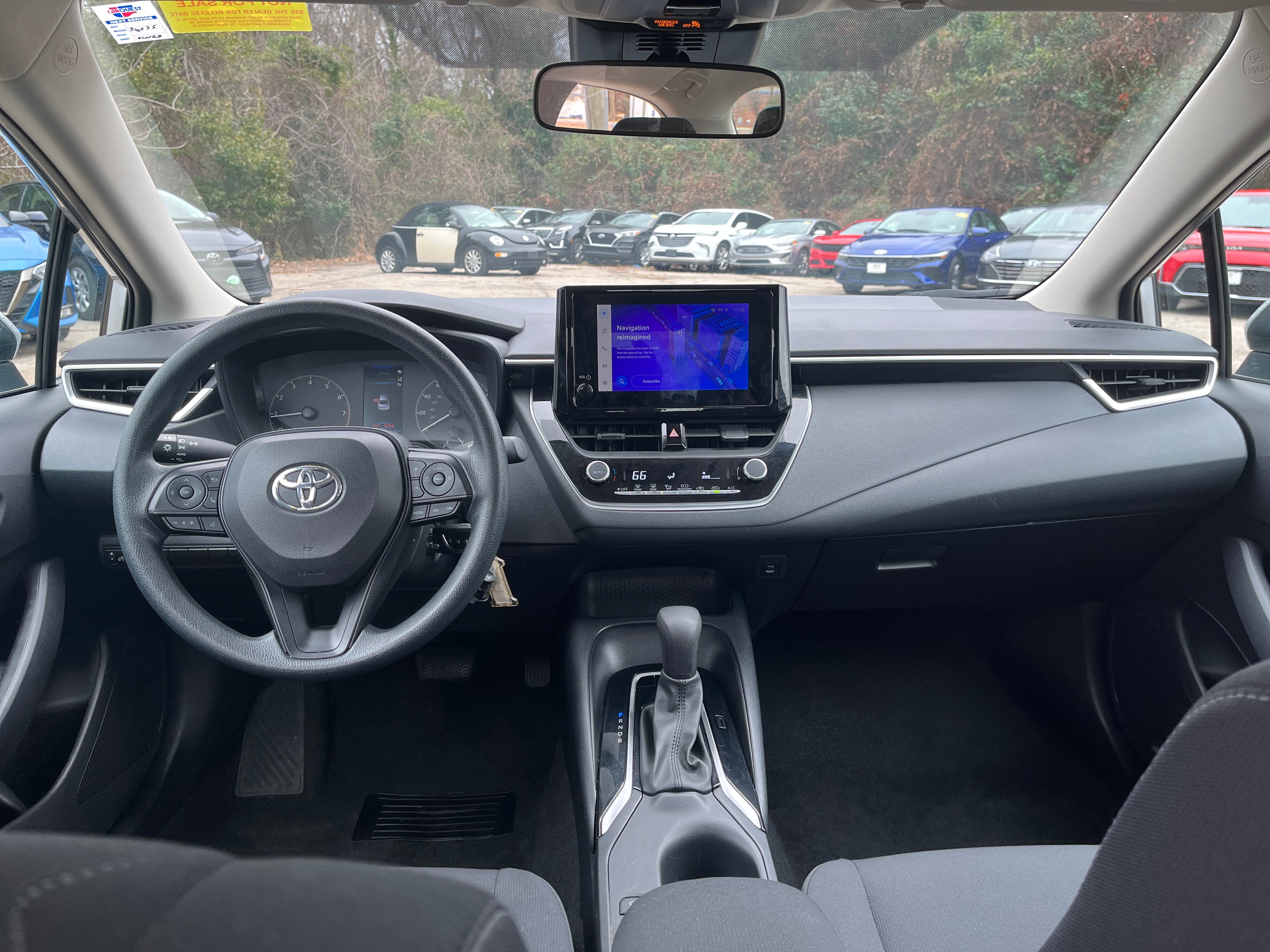 2023 Toyota Corolla LE 3