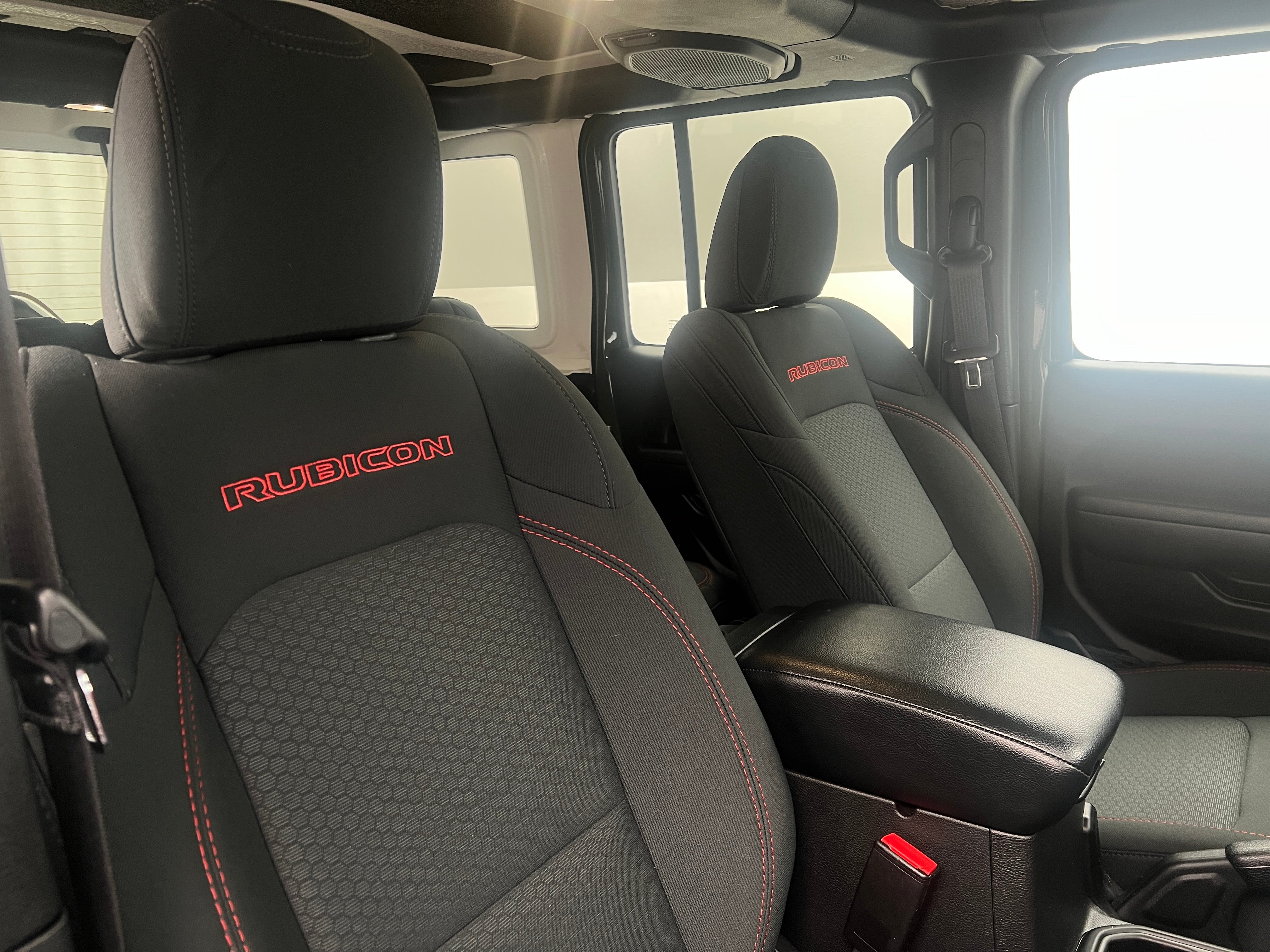 2022 Jeep Wrangler Unlimited Rubicon 2