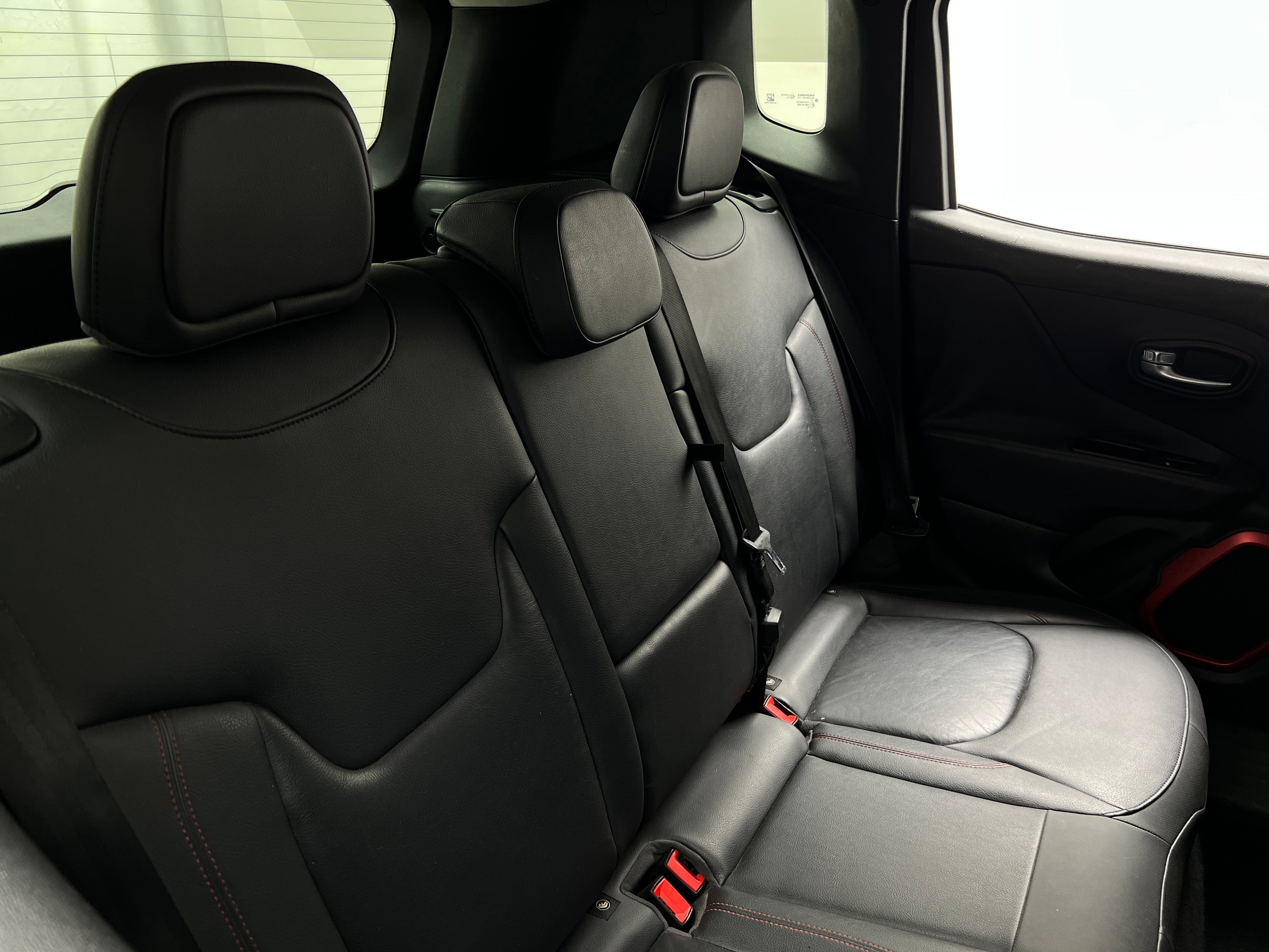 2016 Jeep Renegade Trailhawk 5