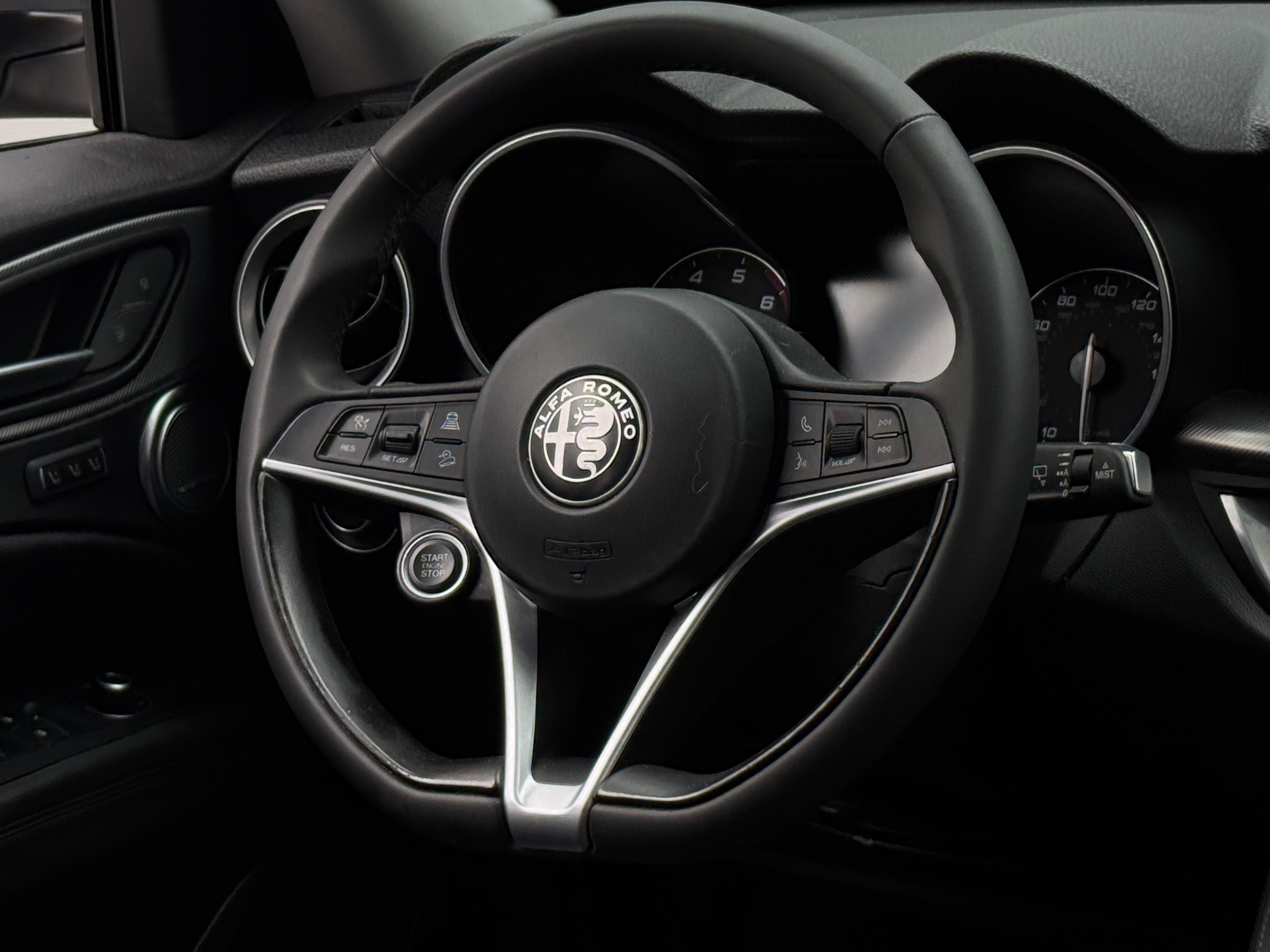 2018 Alfa Romeo Stelvio Ti 4