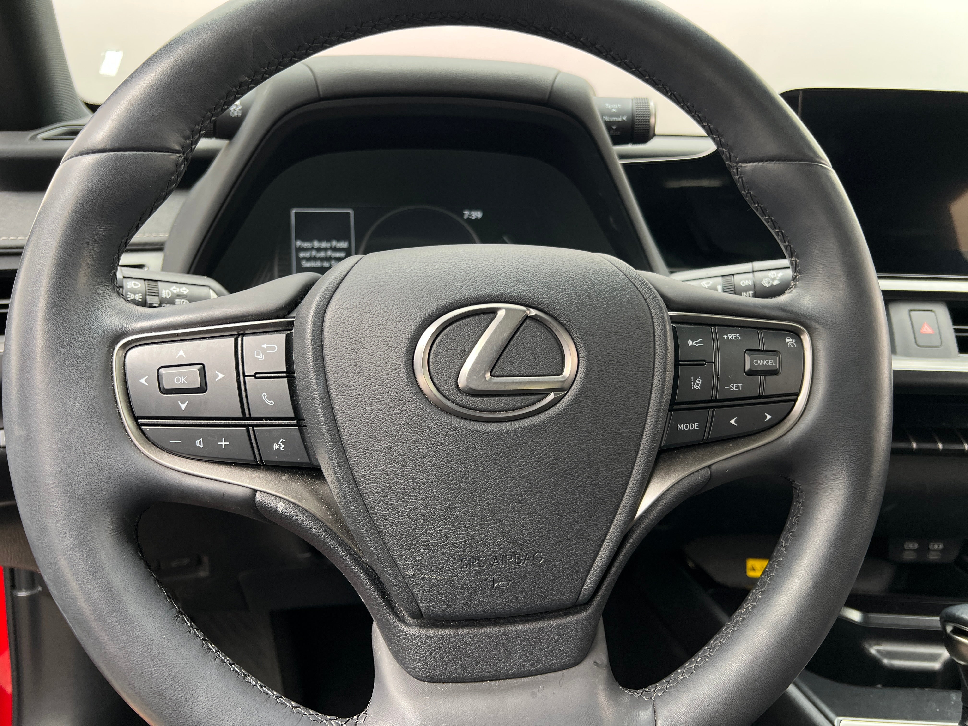 2023 Lexus UX 250h 5