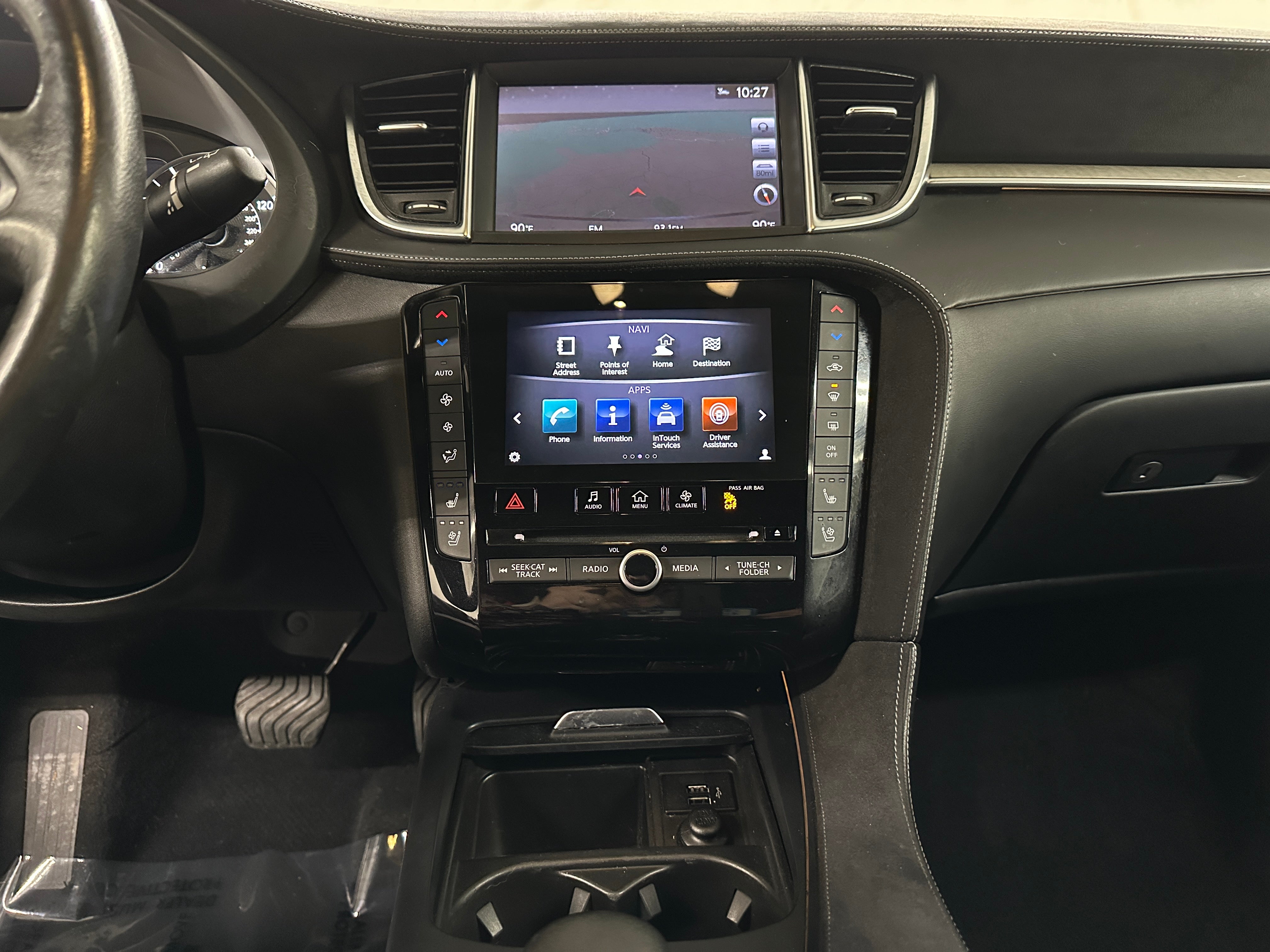 2019 INFINITI QX50 Essential 4